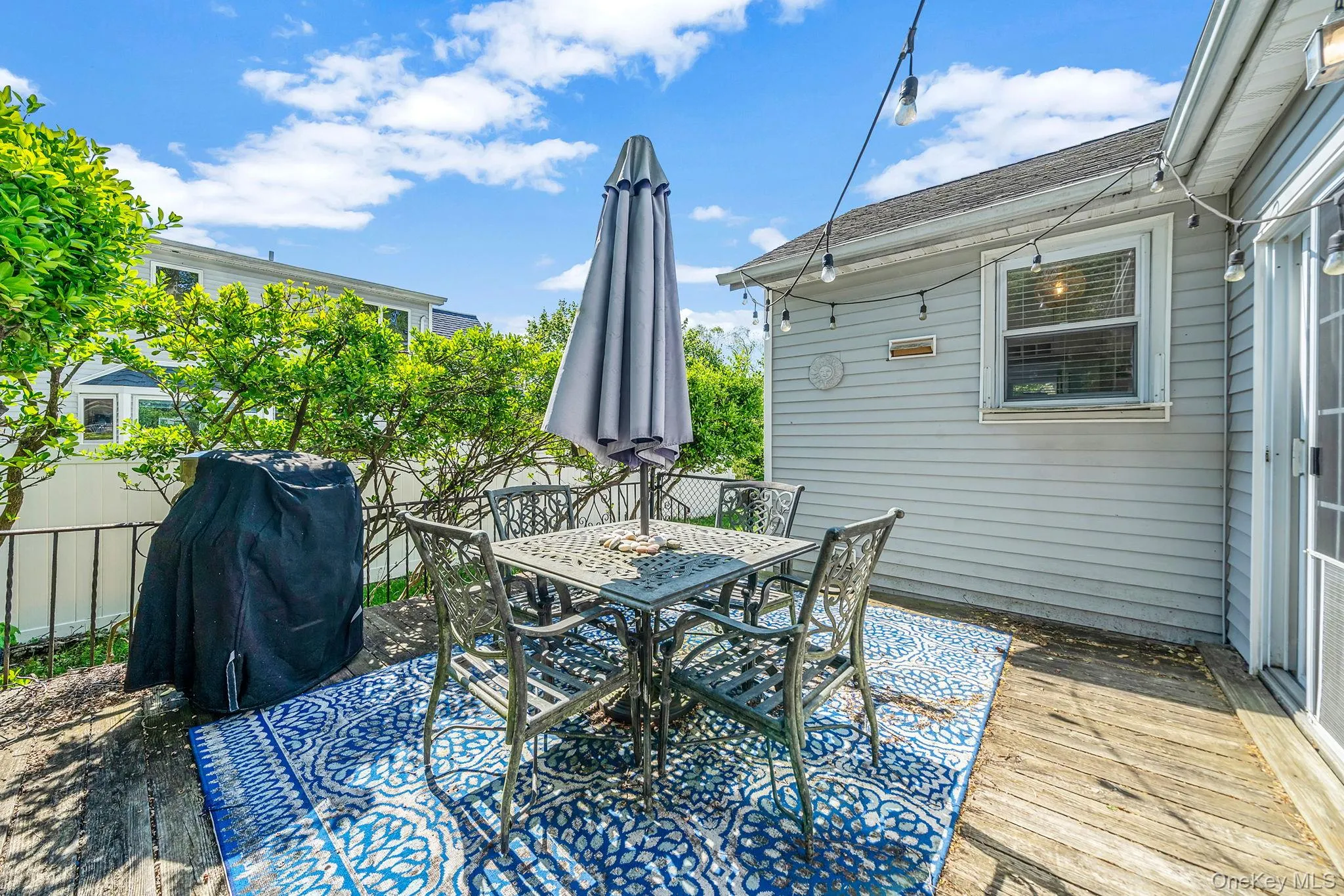 24 Locust Road, Riverhead, NY, 2 Bedrooms Bedrooms, 6 Rooms Rooms,2 BathroomsBathrooms,Residential,For Rent,Locust,0,1011351 24 Locust Road, Riverhead, NY, 2 Bedrooms Bedrooms, 6 Rooms Rooms,2 BathroomsBathrooms,Residential,For Rent,Locust,0,1011351
