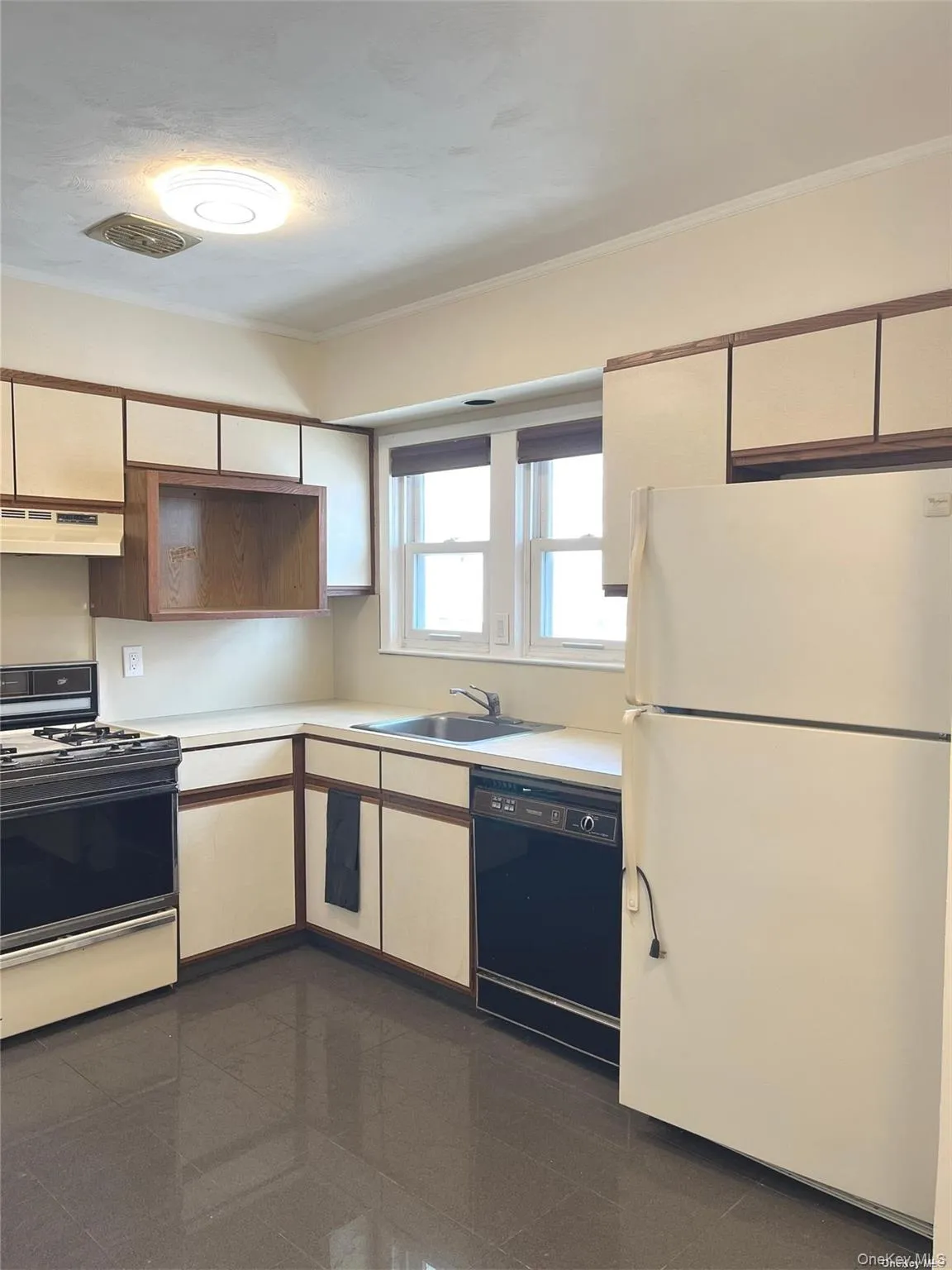 307 Magnolia Boulevard, Long Beach, NY, 3 Bedrooms Bedrooms, 5 Rooms Rooms,1 BathroomBathrooms,Residential Lease,For Rent,Magnolia,0,1011356 307 Magnolia Boulevard, Long Beach, NY, 3 Bedrooms Bedrooms, 5 Rooms Rooms,1 BathroomBathrooms,Residential Lease,For Rent,Magnolia,0,1011356