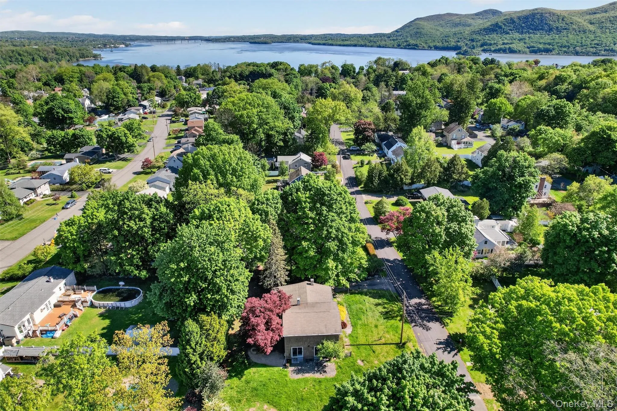 40 Washington Street, Cornwall, NY, 3 Bedrooms Bedrooms, 8 Rooms Rooms,1 BathroomBathrooms,Residential,For Rent,Washington,0,1011364 40 Washington Street, Cornwall, NY, 3 Bedrooms Bedrooms, 8 Rooms Rooms,1 BathroomBathrooms,Residential,For Rent,Washington,0,1011364