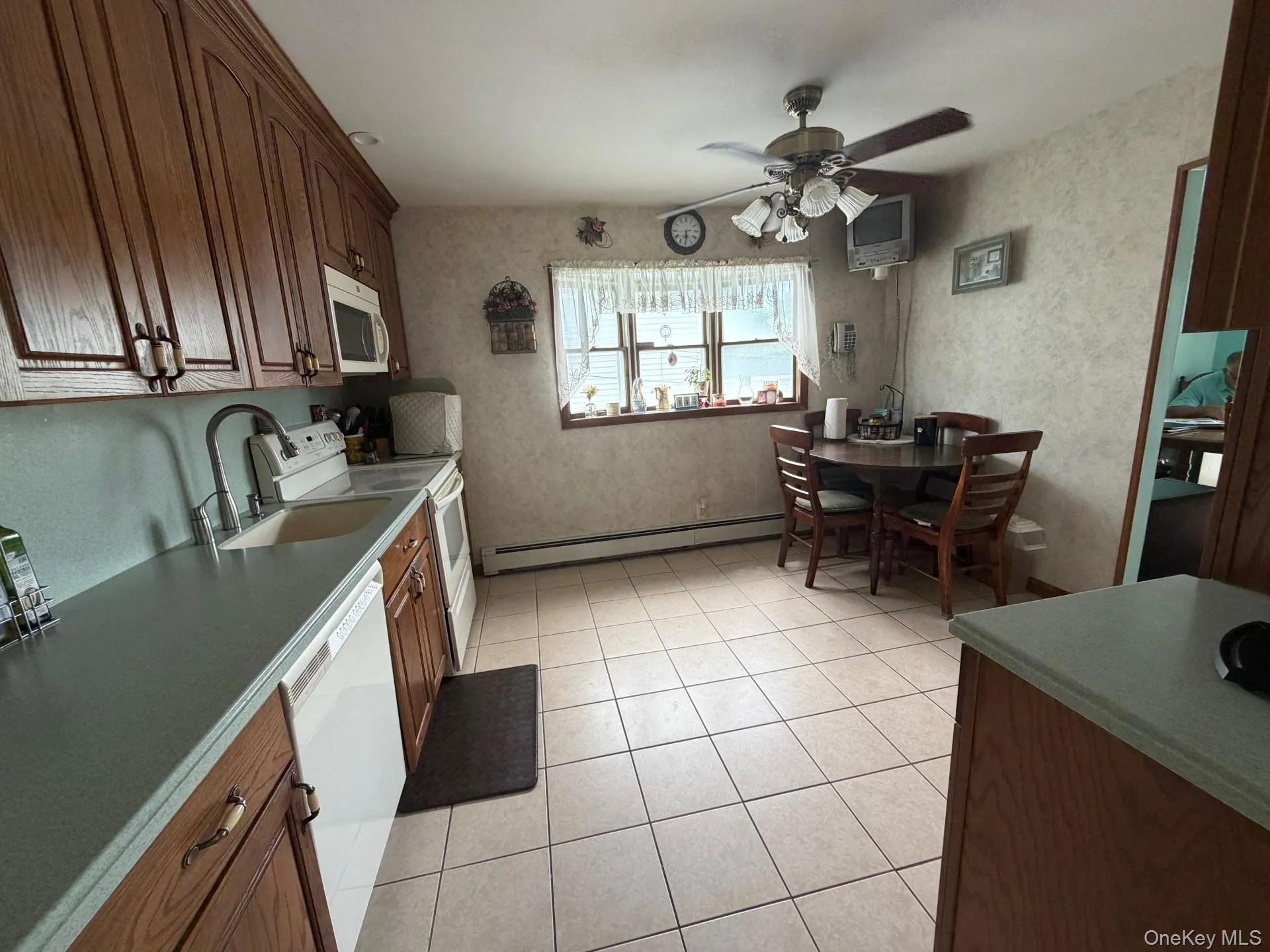 35 Grand Boulevard, Oyster Bay, NY, 4 Bedrooms Bedrooms, 10 Rooms Rooms,1 BathroomBathrooms,Residential,For Rent,Grand,0,1011366 35 Grand Boulevard, Oyster Bay, NY, 4 Bedrooms Bedrooms, 10 Rooms Rooms,1 BathroomBathrooms,Residential,For Rent,Grand,0,1011366