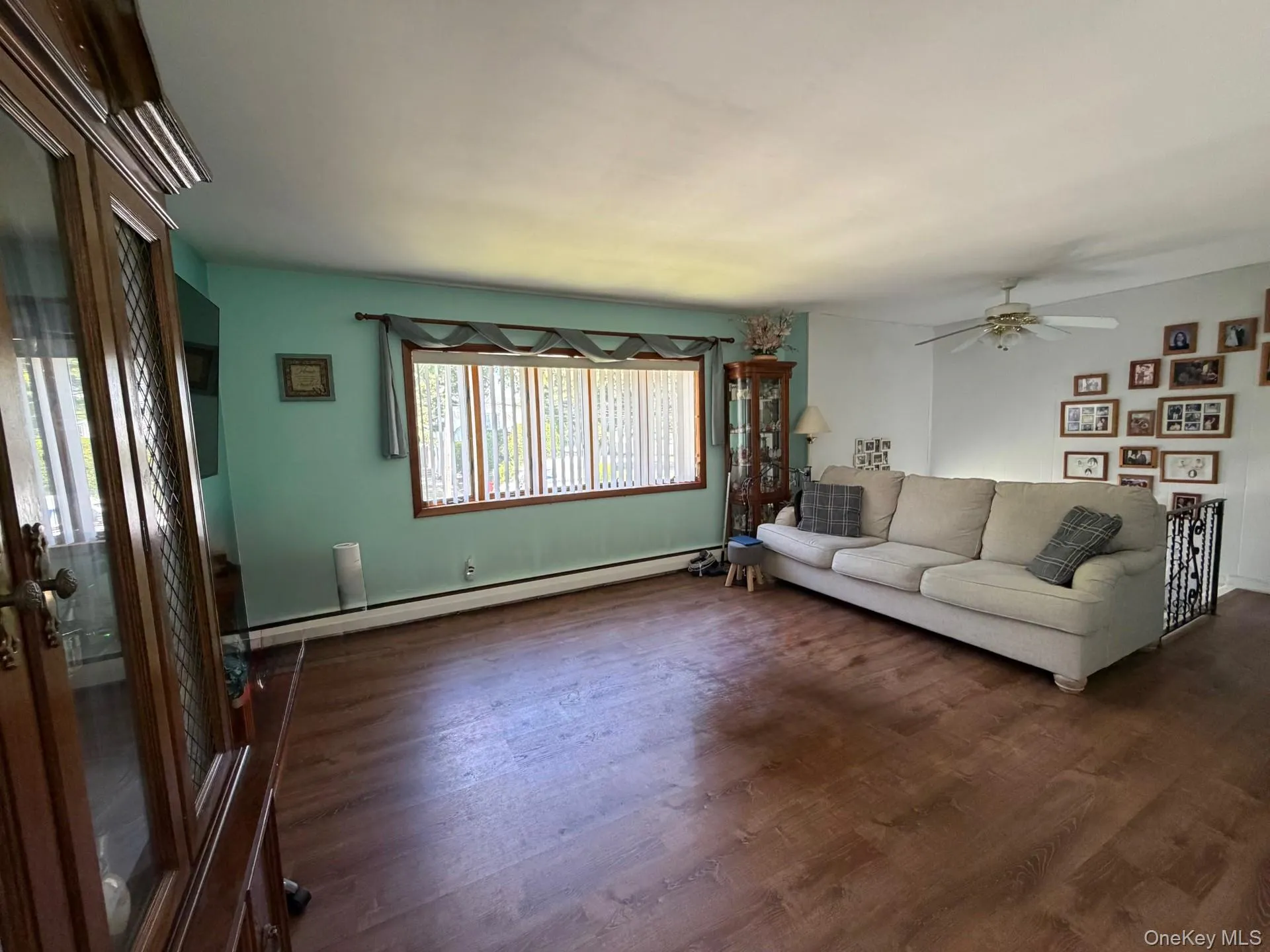 Large Bay window Large Bay window