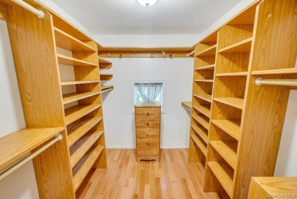 83 Strathmore Village Drive, Brookhaven, NY, 4 Bedrooms Bedrooms, 8 Rooms Rooms,2 BathroomsBathrooms,Residential,For Rent,Strathmore Village,0,1011370 83 Strathmore Village Drive, Brookhaven, NY, 4 Bedrooms Bedrooms, 8 Rooms Rooms,2 BathroomsBathrooms,Residential,For Rent,Strathmore Village,0,1011370