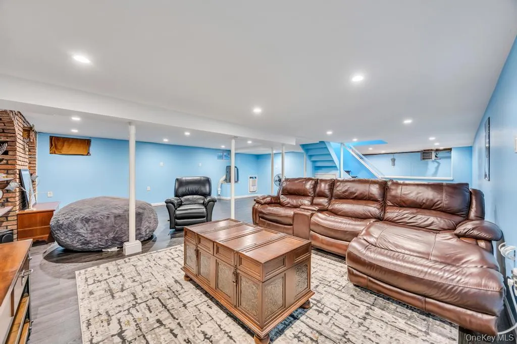 83 Strathmore Village Drive, Brookhaven, NY, 4 Bedrooms Bedrooms, 8 Rooms Rooms,2 BathroomsBathrooms,Residential,For Rent,Strathmore Village,0,1011370 83 Strathmore Village Drive, Brookhaven, NY, 4 Bedrooms Bedrooms, 8 Rooms Rooms,2 BathroomsBathrooms,Residential,For Rent,Strathmore Village,0,1011370