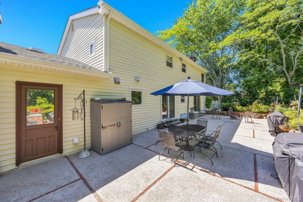 83 Strathmore Village Drive, Brookhaven, NY, 4 Bedrooms Bedrooms, 8 Rooms Rooms,2 BathroomsBathrooms,Residential,For Rent,Strathmore Village,0,1011370 83 Strathmore Village Drive, Brookhaven, NY, 4 Bedrooms Bedrooms, 8 Rooms Rooms,2 BathroomsBathrooms,Residential,For Rent,Strathmore Village,0,1011370