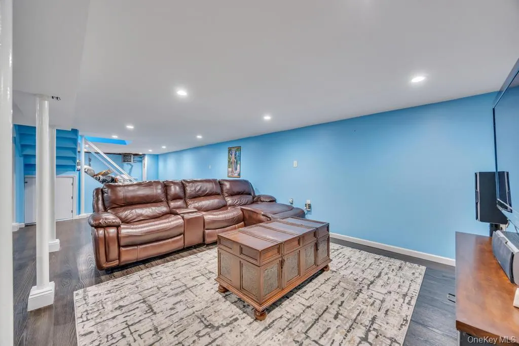 83 Strathmore Village Drive, Brookhaven, NY, 4 Bedrooms Bedrooms, 8 Rooms Rooms,2 BathroomsBathrooms,Residential,For Rent,Strathmore Village,0,1011370 83 Strathmore Village Drive, Brookhaven, NY, 4 Bedrooms Bedrooms, 8 Rooms Rooms,2 BathroomsBathrooms,Residential,For Rent,Strathmore Village,0,1011370