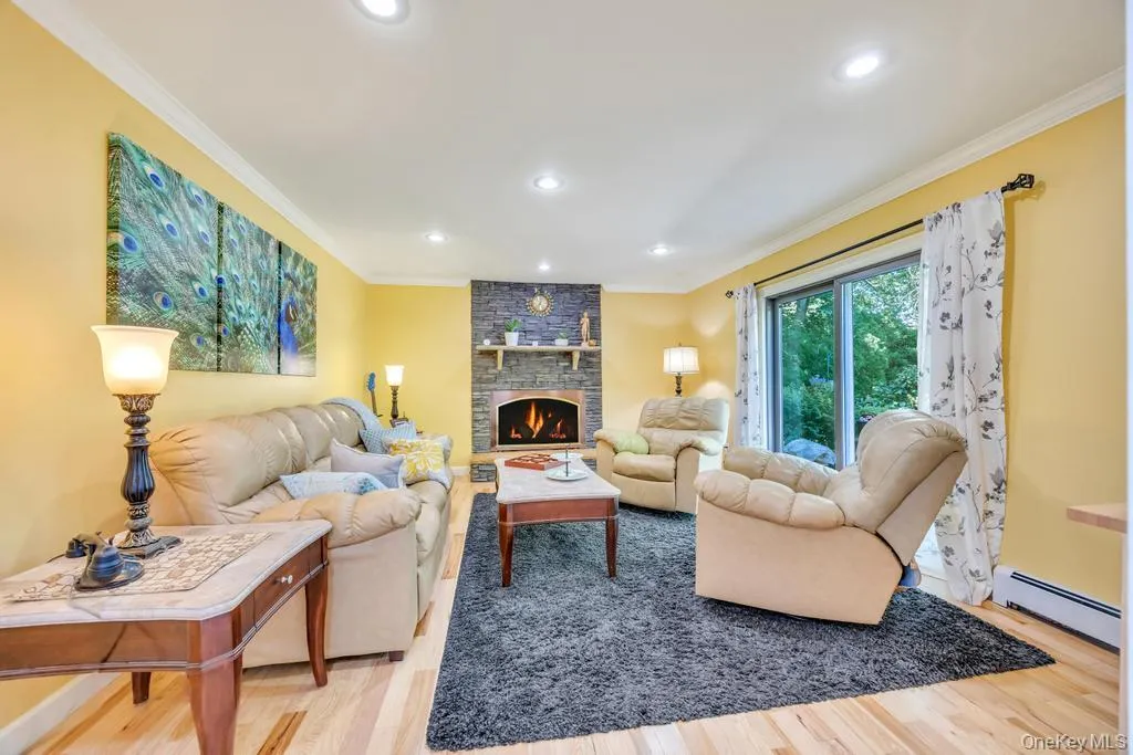 83 Strathmore Village Drive, Brookhaven, NY, 4 Bedrooms Bedrooms, 8 Rooms Rooms,2 BathroomsBathrooms,Residential,For Rent,Strathmore Village,0,1011370 83 Strathmore Village Drive, Brookhaven, NY, 4 Bedrooms Bedrooms, 8 Rooms Rooms,2 BathroomsBathrooms,Residential,For Rent,Strathmore Village,0,1011370