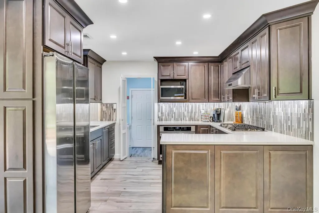 83 Strathmore Village Drive, Brookhaven, NY, 4 Bedrooms Bedrooms, 8 Rooms Rooms,2 BathroomsBathrooms,Residential,For Rent,Strathmore Village,0,1011370 83 Strathmore Village Drive, Brookhaven, NY, 4 Bedrooms Bedrooms, 8 Rooms Rooms,2 BathroomsBathrooms,Residential,For Rent,Strathmore Village,0,1011370