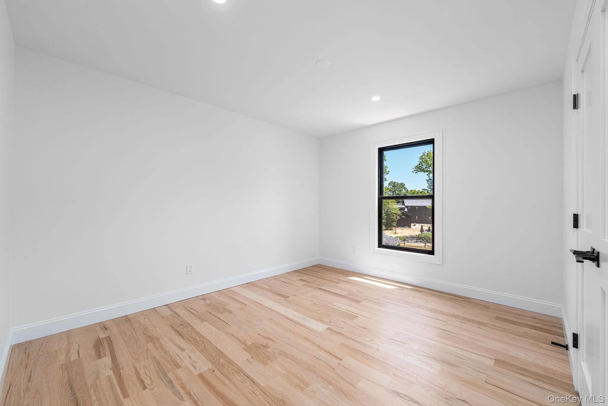 1700 Smith Drive, Southold, NY, 4 Bedrooms Bedrooms, 8 Rooms Rooms,3 BathroomsBathrooms,Residential,For Rent,Smith,0,KEY1011372 1700 Smith Drive, Southold, NY, 4 Bedrooms Bedrooms, 8 Rooms Rooms,3 BathroomsBathrooms,Residential,For Rent,Smith,0,KEY1011372