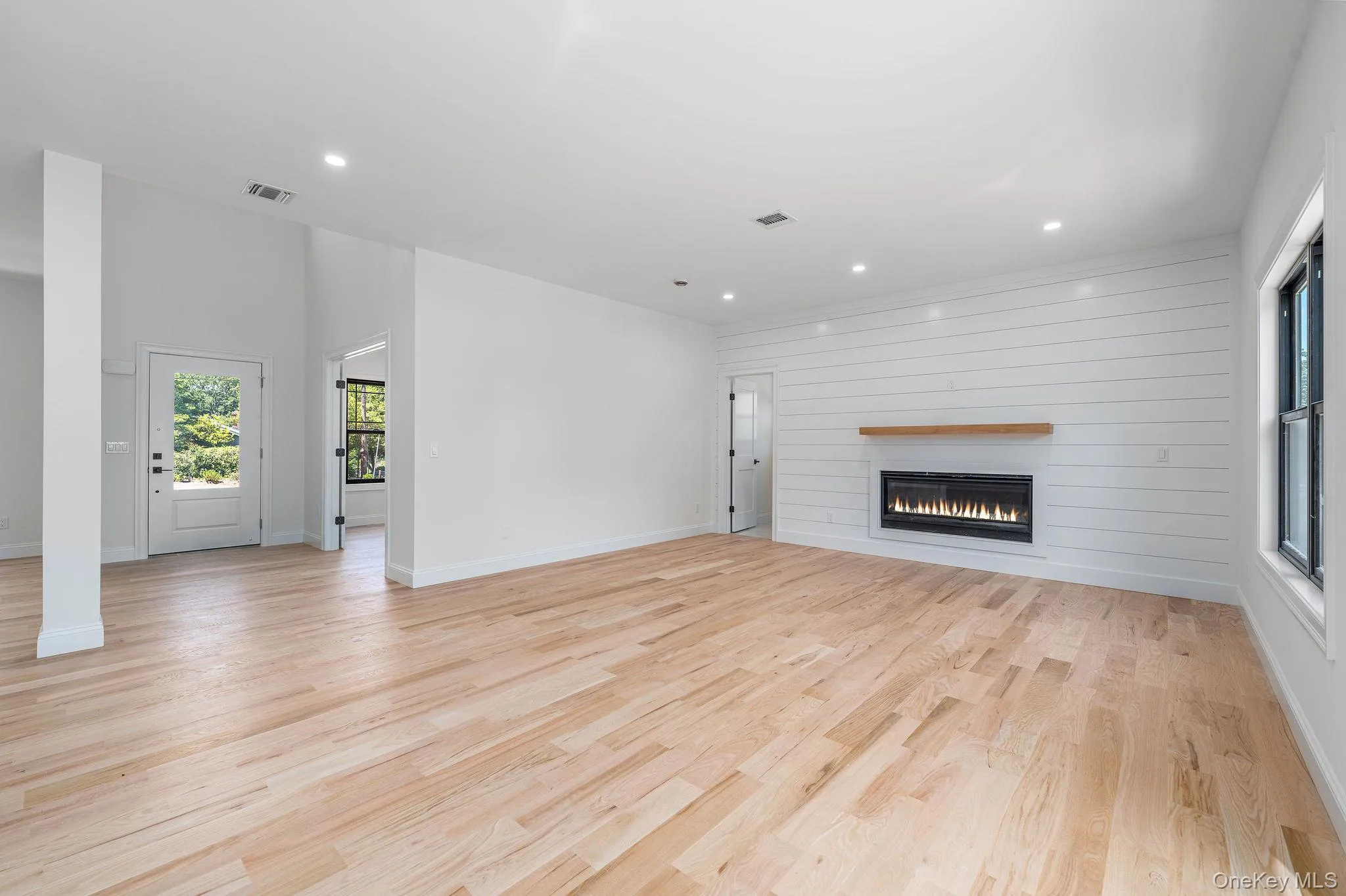 1700 Smith Drive, Southold, NY, 4 Bedrooms Bedrooms, 8 Rooms Rooms,3 BathroomsBathrooms,Residential,For Rent,Smith,0,KEY1011372 1700 Smith Drive, Southold, NY, 4 Bedrooms Bedrooms, 8 Rooms Rooms,3 BathroomsBathrooms,Residential,For Rent,Smith,0,KEY1011372