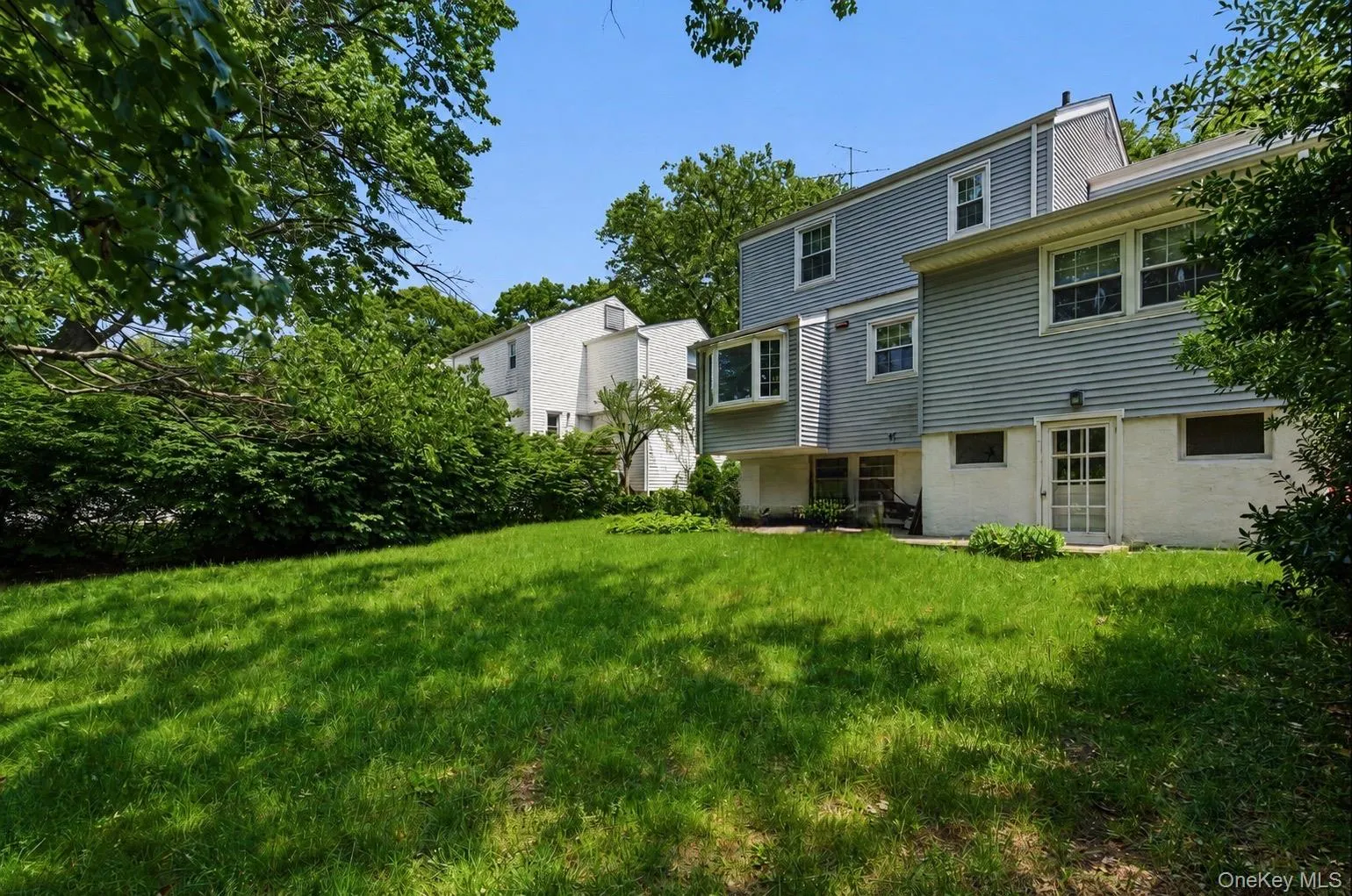 968 Glenwood Road, Hempstead, NY, 3 Bedrooms Bedrooms, 9 Rooms Rooms,1 BathroomBathrooms,Residential,For Rent,Glenwood,0,1011375 968 Glenwood Road, Hempstead, NY, 3 Bedrooms Bedrooms, 9 Rooms Rooms,1 BathroomBathrooms,Residential,For Rent,Glenwood,0,1011375