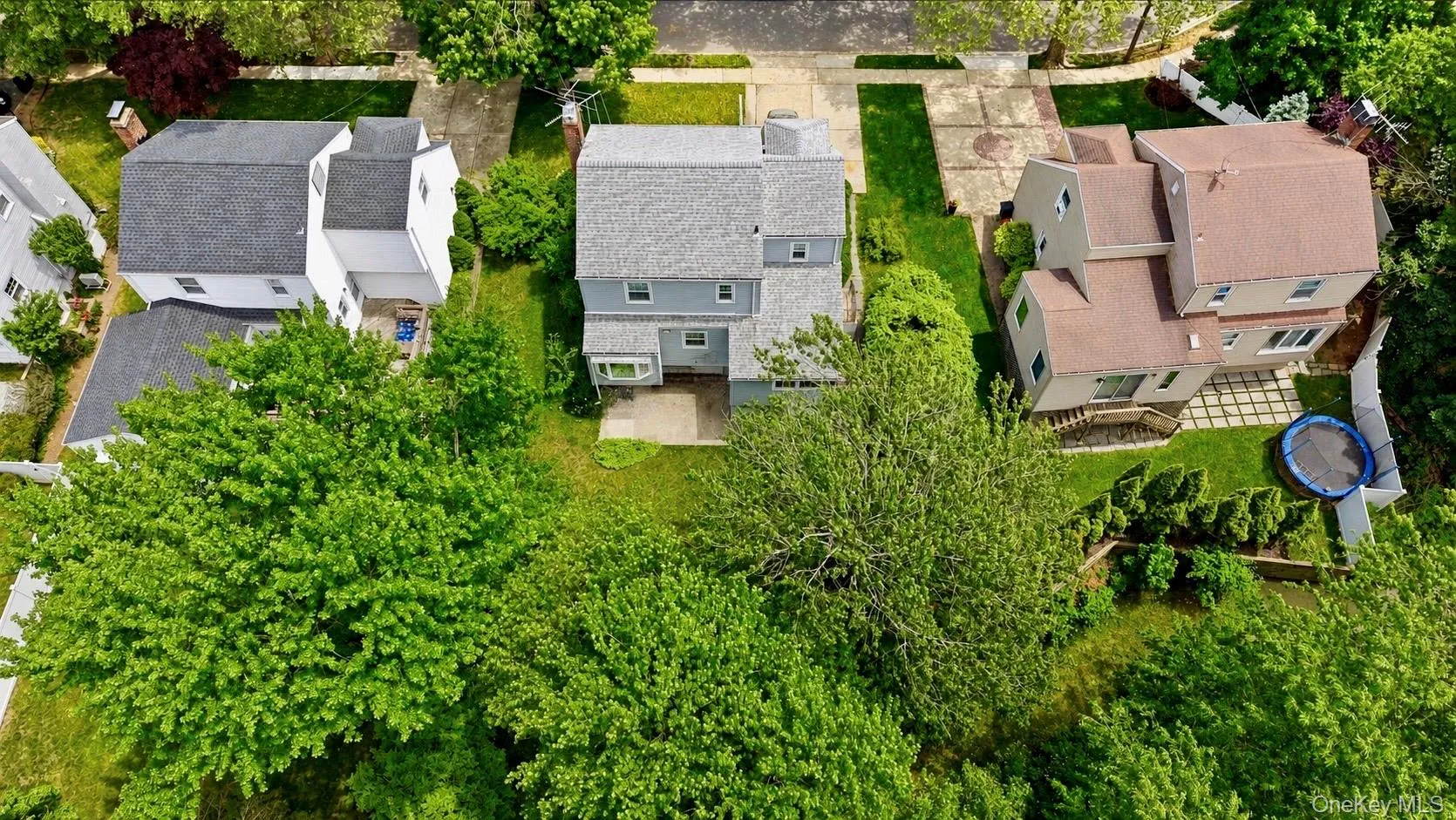 968 Glenwood Road, Hempstead, NY, 3 Bedrooms Bedrooms, 9 Rooms Rooms,1 BathroomBathrooms,Residential,For Rent,Glenwood,0,1011375 968 Glenwood Road, Hempstead, NY, 3 Bedrooms Bedrooms, 9 Rooms Rooms,1 BathroomBathrooms,Residential,For Rent,Glenwood,0,1011375