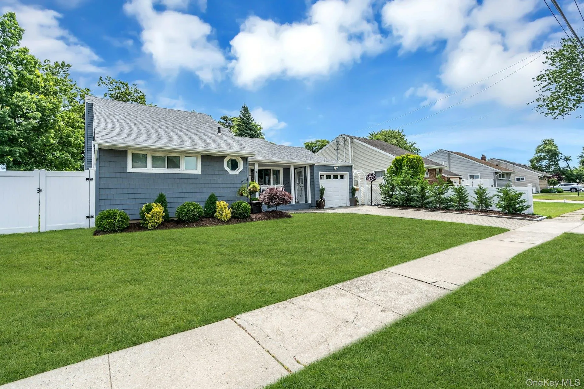 31 Jane Drive, Babylon, NY, 3 Bedrooms Bedrooms, 9 Rooms Rooms,1 BathroomBathrooms,Residential,For Rent,Jane,0,1011378 31 Jane Drive, Babylon, NY, 3 Bedrooms Bedrooms, 9 Rooms Rooms,1 BathroomBathrooms,Residential,For Rent,Jane,0,1011378