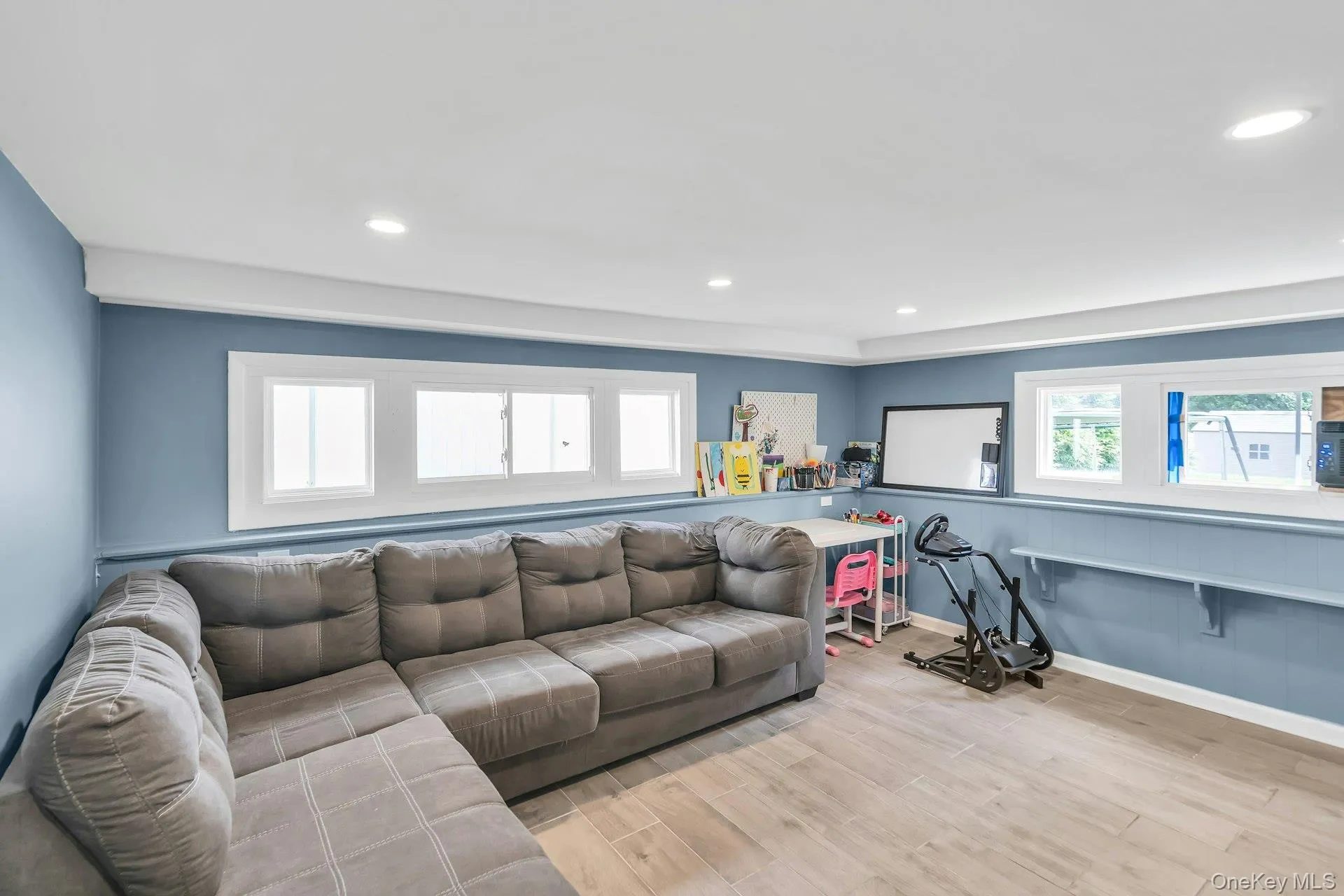 31 Jane Drive, Babylon, NY, 3 Bedrooms Bedrooms, 9 Rooms Rooms,1 BathroomBathrooms,Residential,For Rent,Jane,0,1011378 31 Jane Drive, Babylon, NY, 3 Bedrooms Bedrooms, 9 Rooms Rooms,1 BathroomBathrooms,Residential,For Rent,Jane,0,1011378