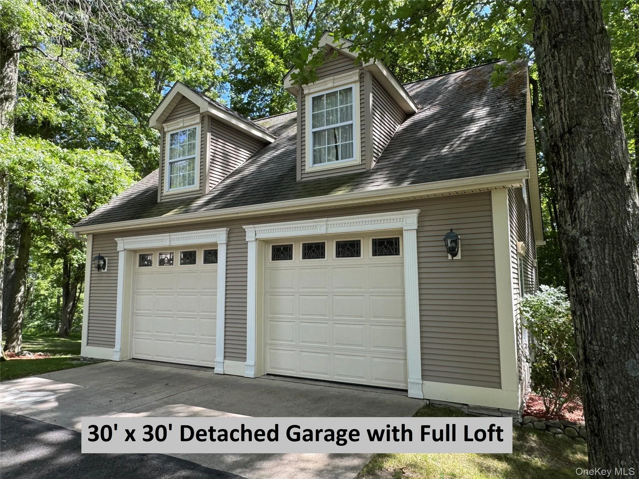 Carriage House Carriage House