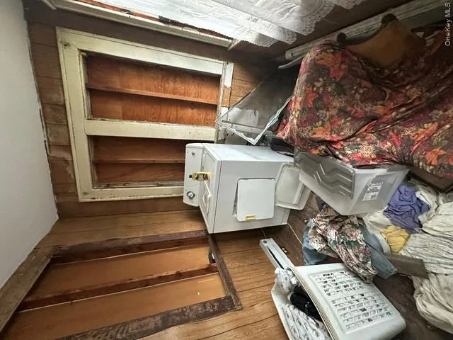 17 Mound Street, Babylon, NY, 3 Bedrooms Bedrooms, 7 Rooms Rooms,1 BathroomBathrooms,Residential,For Rent,Mound,0,1011384 17 Mound Street, Babylon, NY, 3 Bedrooms Bedrooms, 7 Rooms Rooms,1 BathroomBathrooms,Residential,For Rent,Mound,0,1011384