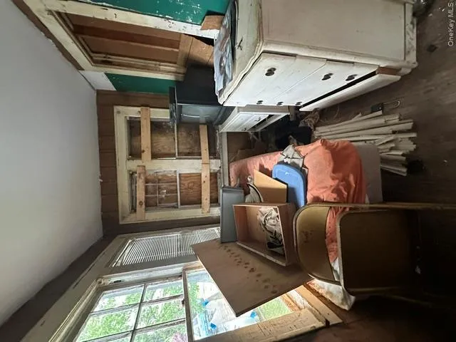 17 Mound Street, Babylon, NY, 3 Bedrooms Bedrooms, 7 Rooms Rooms,1 BathroomBathrooms,Residential,For Rent,Mound,0,1011384 17 Mound Street, Babylon, NY, 3 Bedrooms Bedrooms, 7 Rooms Rooms,1 BathroomBathrooms,Residential,For Rent,Mound,0,1011384