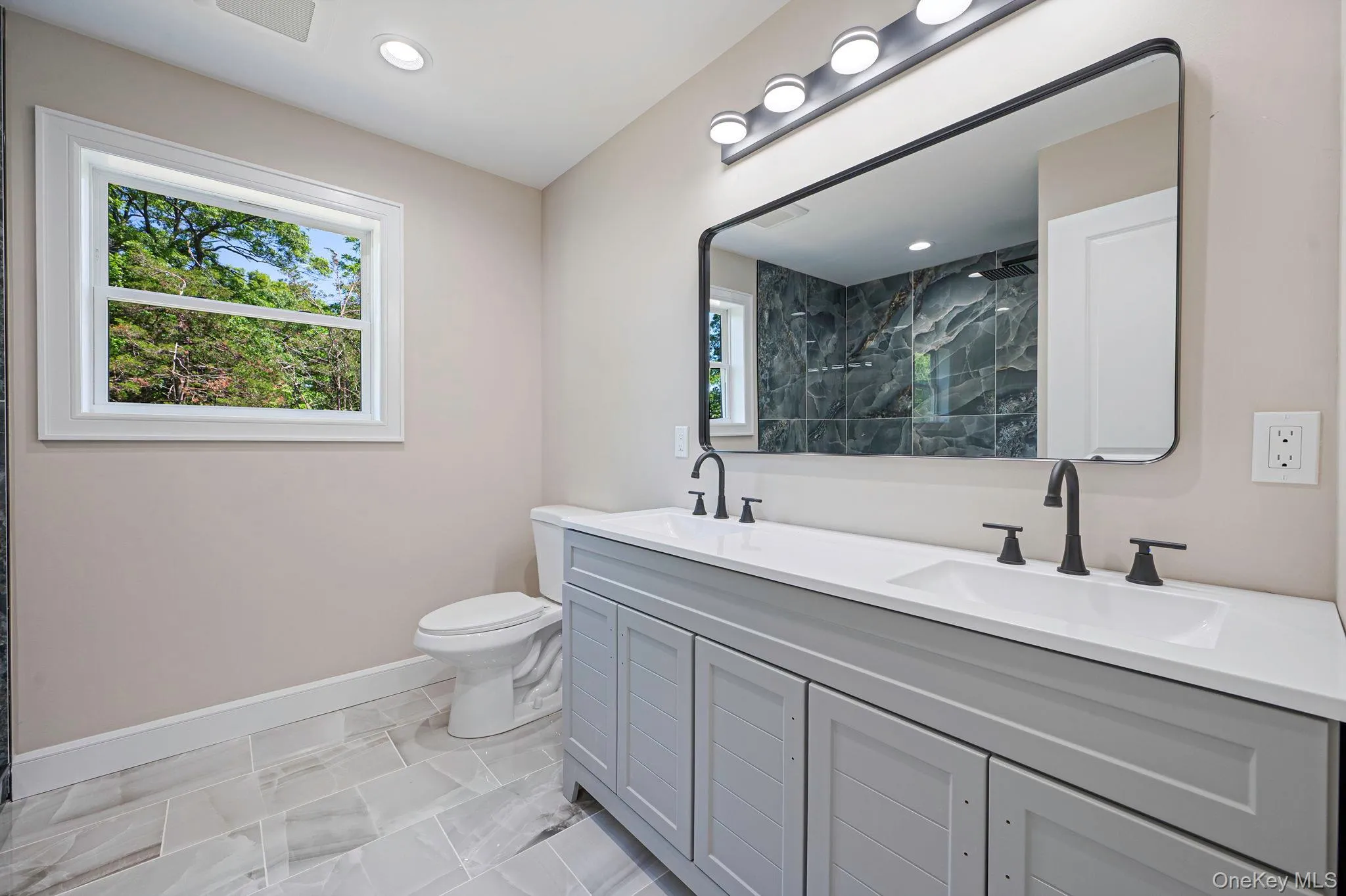 46 Washington Avenue, Brookhaven, NY, 5 Bedrooms Bedrooms, 8 Rooms Rooms,3 BathroomsBathrooms,Residential,For Rent,Washington,0,1011385 46 Washington Avenue, Brookhaven, NY, 5 Bedrooms Bedrooms, 8 Rooms Rooms,3 BathroomsBathrooms,Residential,For Rent,Washington,0,1011385