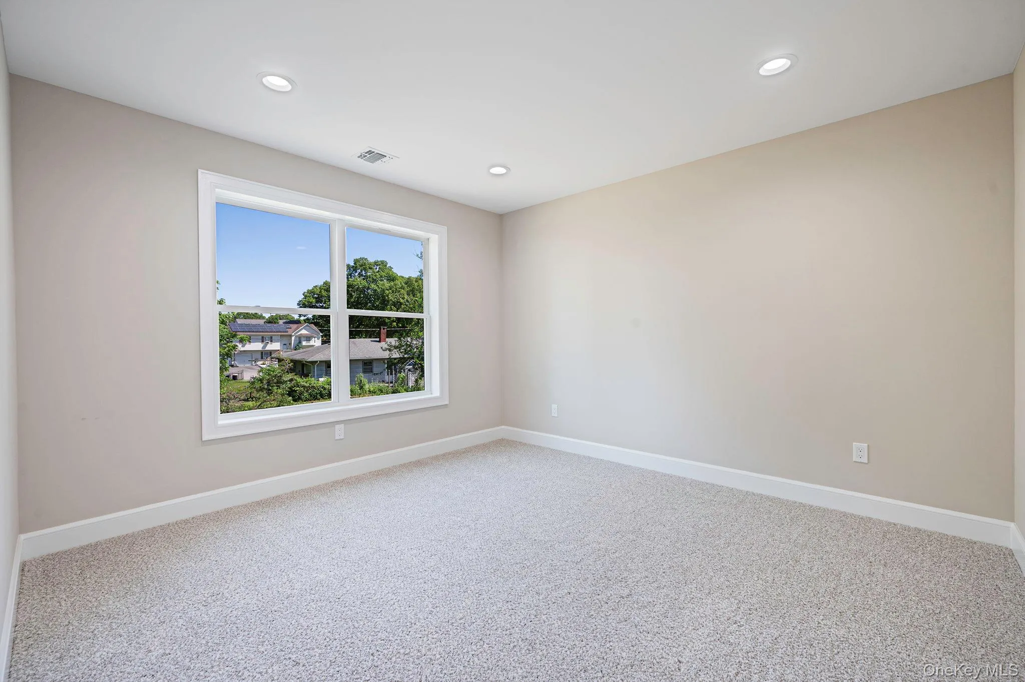 46 Washington Avenue, Brookhaven, NY, 5 Bedrooms Bedrooms, 8 Rooms Rooms,3 BathroomsBathrooms,Residential,For Rent,Washington,0,1011385 46 Washington Avenue, Brookhaven, NY, 5 Bedrooms Bedrooms, 8 Rooms Rooms,3 BathroomsBathrooms,Residential,For Rent,Washington,0,1011385