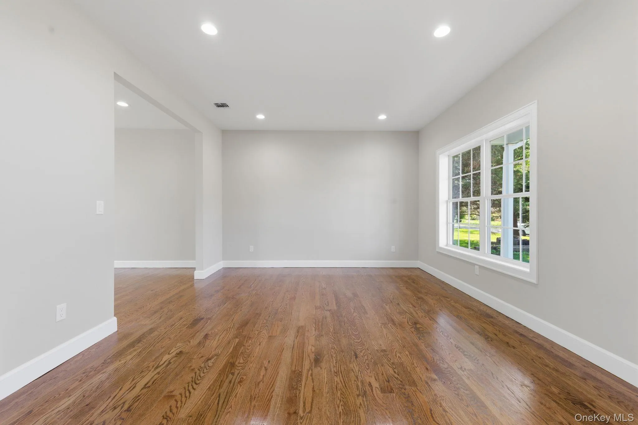 46 Washington Avenue, Brookhaven, NY, 5 Bedrooms Bedrooms, 8 Rooms Rooms,3 BathroomsBathrooms,Residential,For Rent,Washington,0,1011385 46 Washington Avenue, Brookhaven, NY, 5 Bedrooms Bedrooms, 8 Rooms Rooms,3 BathroomsBathrooms,Residential,For Rent,Washington,0,1011385