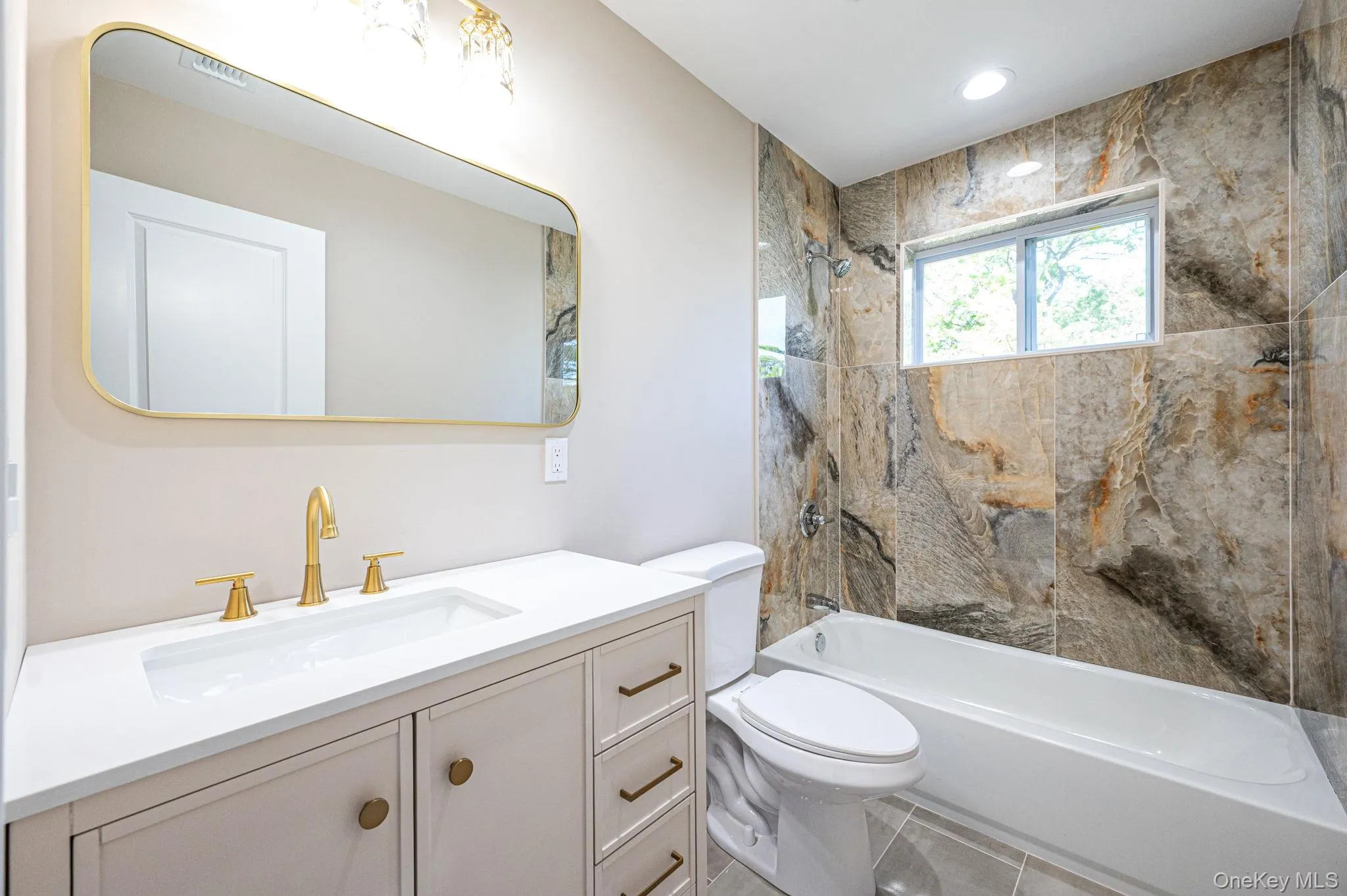 46 Washington Avenue, Brookhaven, NY, 5 Bedrooms Bedrooms, 8 Rooms Rooms,3 BathroomsBathrooms,Residential,For Rent,Washington,0,1011385 46 Washington Avenue, Brookhaven, NY, 5 Bedrooms Bedrooms, 8 Rooms Rooms,3 BathroomsBathrooms,Residential,For Rent,Washington,0,1011385
