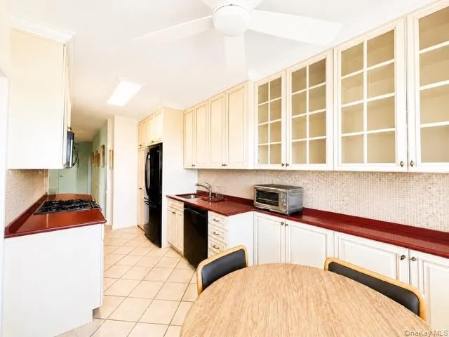 27110 Grand Central Parkway, New York, NY, 1 Bedroom Bedrooms, 4 Rooms Rooms,1 BathroomBathrooms,Residential,For Rent,Grand Central,0,1011388 27110 Grand Central Parkway, New York, NY, 1 Bedroom Bedrooms, 4 Rooms Rooms,1 BathroomBathrooms,Residential,For Rent,Grand Central,0,1011388