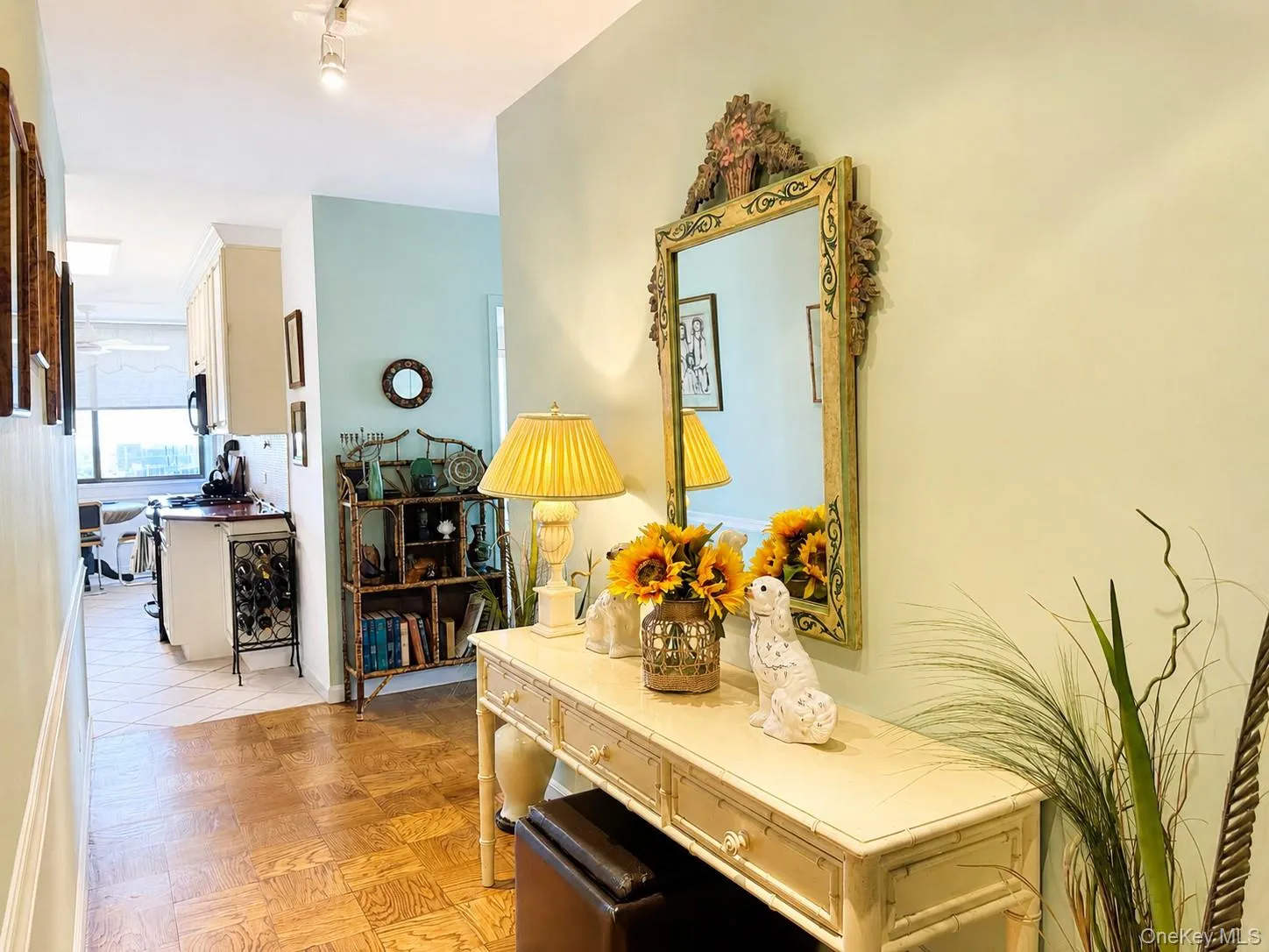 27110 Grand Central Parkway, New York, NY, 1 Bedroom Bedrooms, 4 Rooms Rooms,1 BathroomBathrooms,Residential,For Rent,Grand Central,0,1011388 27110 Grand Central Parkway, New York, NY, 1 Bedroom Bedrooms, 4 Rooms Rooms,1 BathroomBathrooms,Residential,For Rent,Grand Central,0,1011388