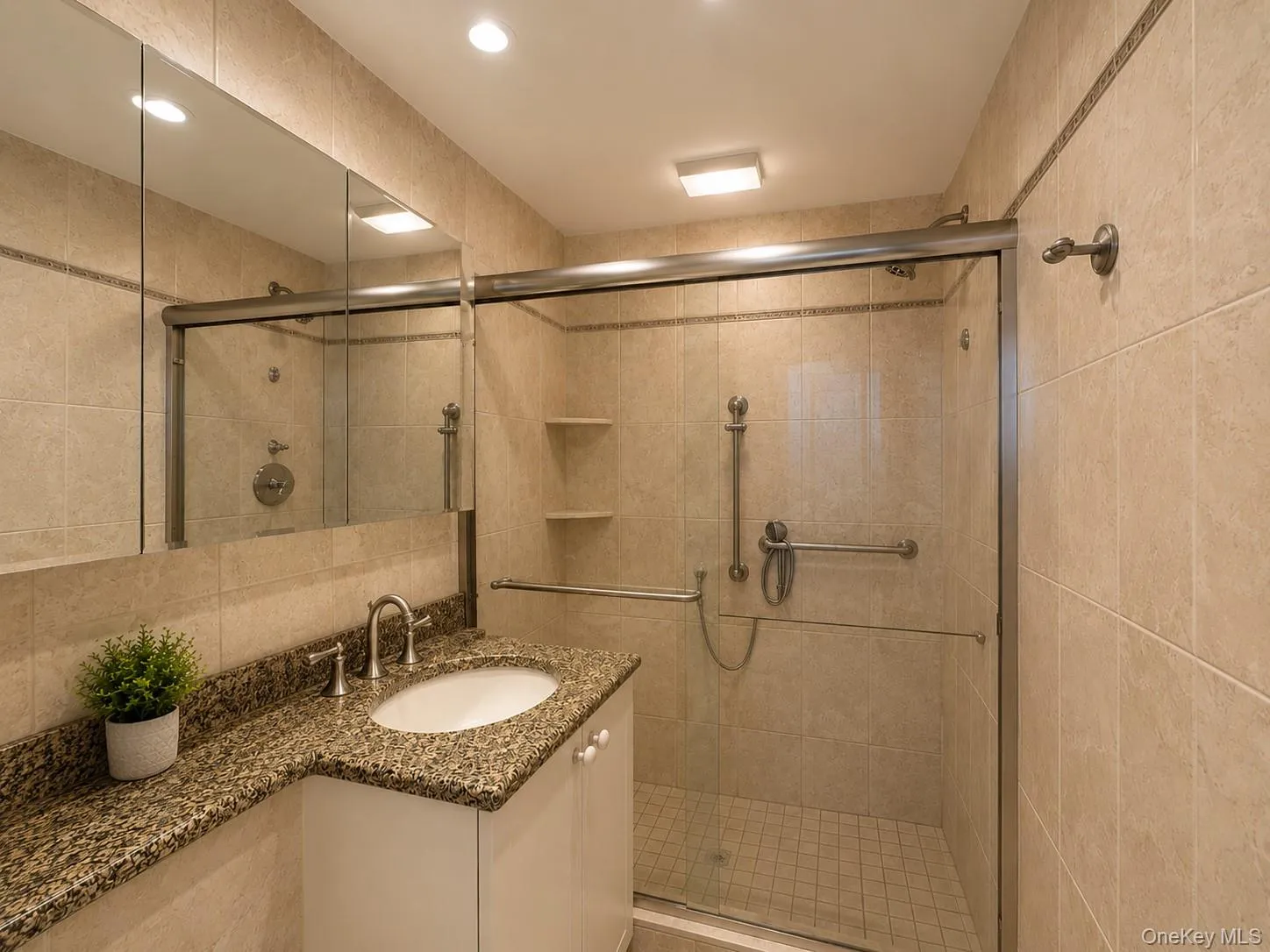 27110 Grand Central Parkway, New York, NY, 1 Bedroom Bedrooms, 4 Rooms Rooms,1 BathroomBathrooms,Residential,For Rent,Grand Central,0,1011388 27110 Grand Central Parkway, New York, NY, 1 Bedroom Bedrooms, 4 Rooms Rooms,1 BathroomBathrooms,Residential,For Rent,Grand Central,0,1011388