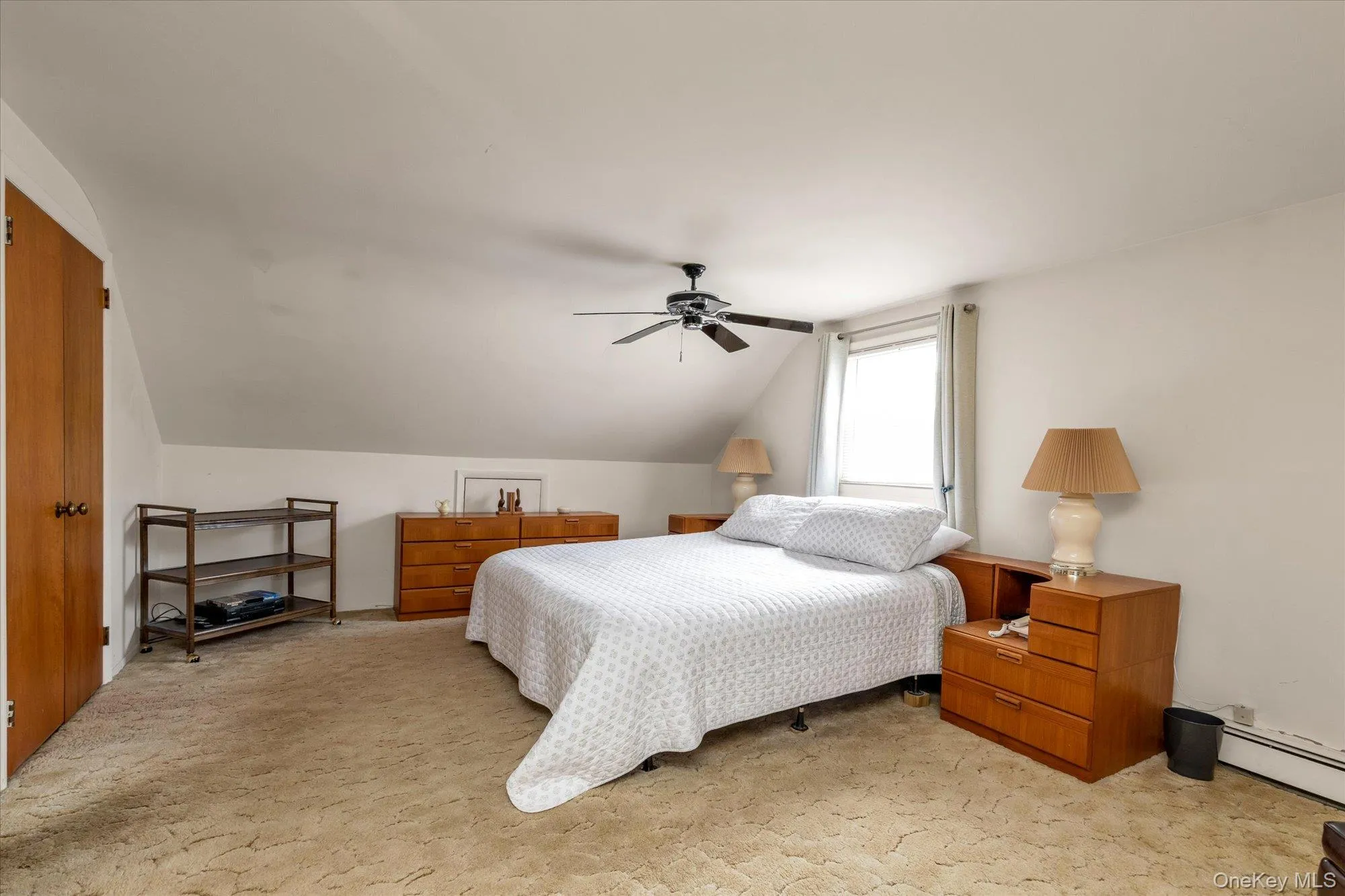 3 Avenue B, Oyster Bay, NY, 4 Bedrooms Bedrooms, 6 Rooms Rooms,2 BathroomsBathrooms,Residential,For Rent,Avenue B,0,1011391 3 Avenue B, Oyster Bay, NY, 4 Bedrooms Bedrooms, 6 Rooms Rooms,2 BathroomsBathrooms,Residential,For Rent,Avenue B,0,1011391