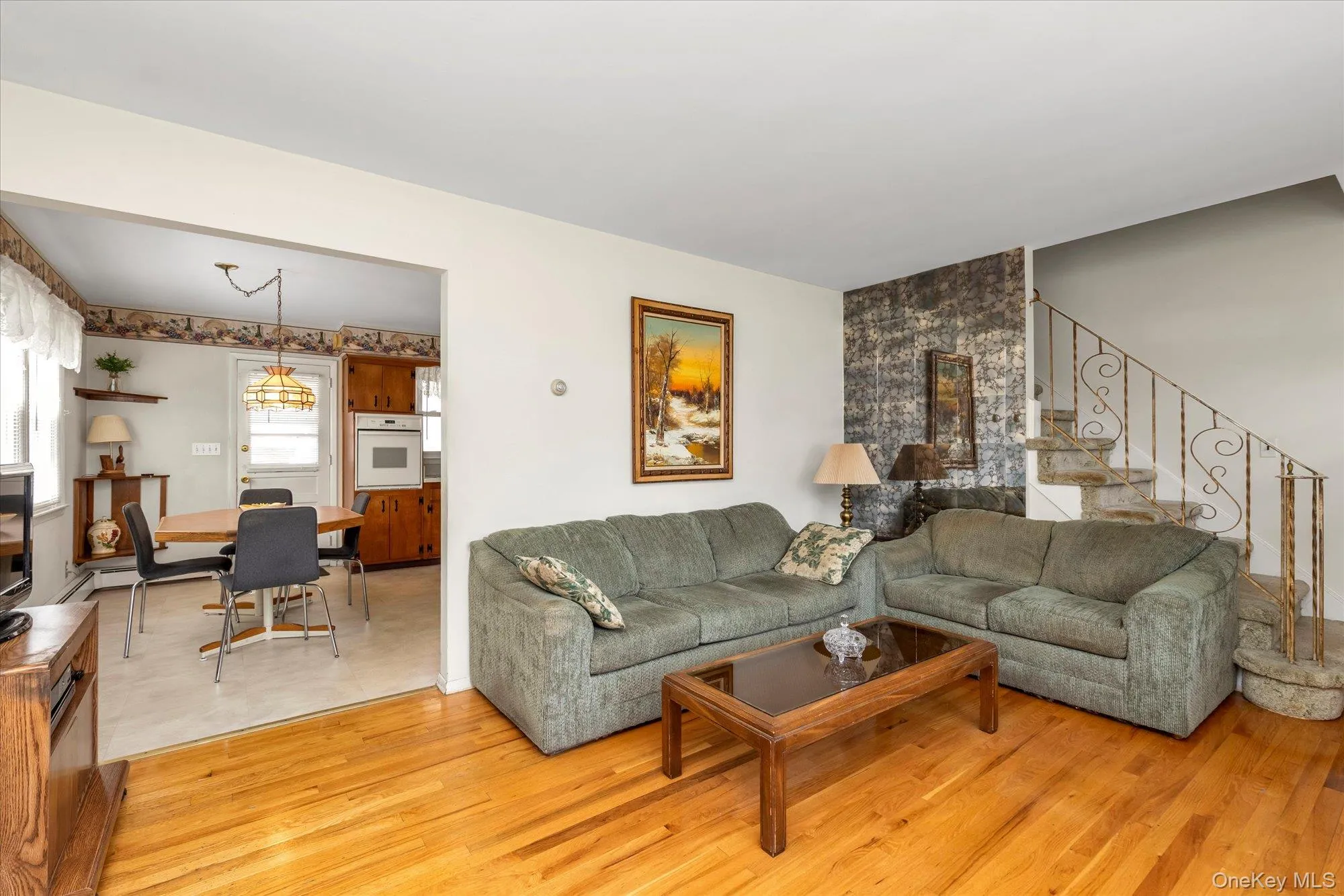 3 Avenue B, Oyster Bay, NY, 4 Bedrooms Bedrooms, 6 Rooms Rooms,2 BathroomsBathrooms,Residential,For Rent,Avenue B,0,1011391 3 Avenue B, Oyster Bay, NY, 4 Bedrooms Bedrooms, 6 Rooms Rooms,2 BathroomsBathrooms,Residential,For Rent,Avenue B,0,1011391