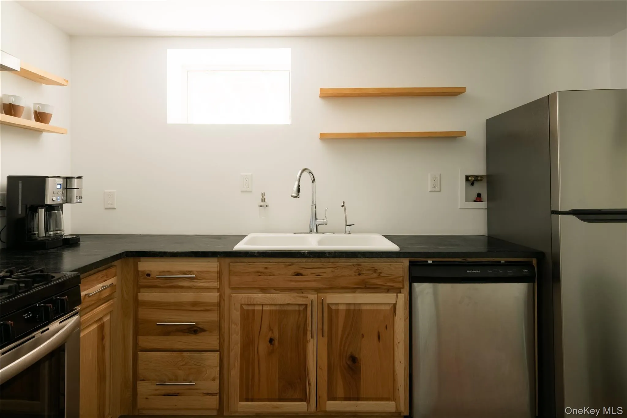 82 Near Road, Gallatin, NY, 3 Bedrooms Bedrooms, 9 Rooms Rooms,3 BathroomsBathrooms,Residential,For Rent,Near,0,1011393 82 Near Road, Gallatin, NY, 3 Bedrooms Bedrooms, 9 Rooms Rooms,3 BathroomsBathrooms,Residential,For Rent,Near,0,1011393