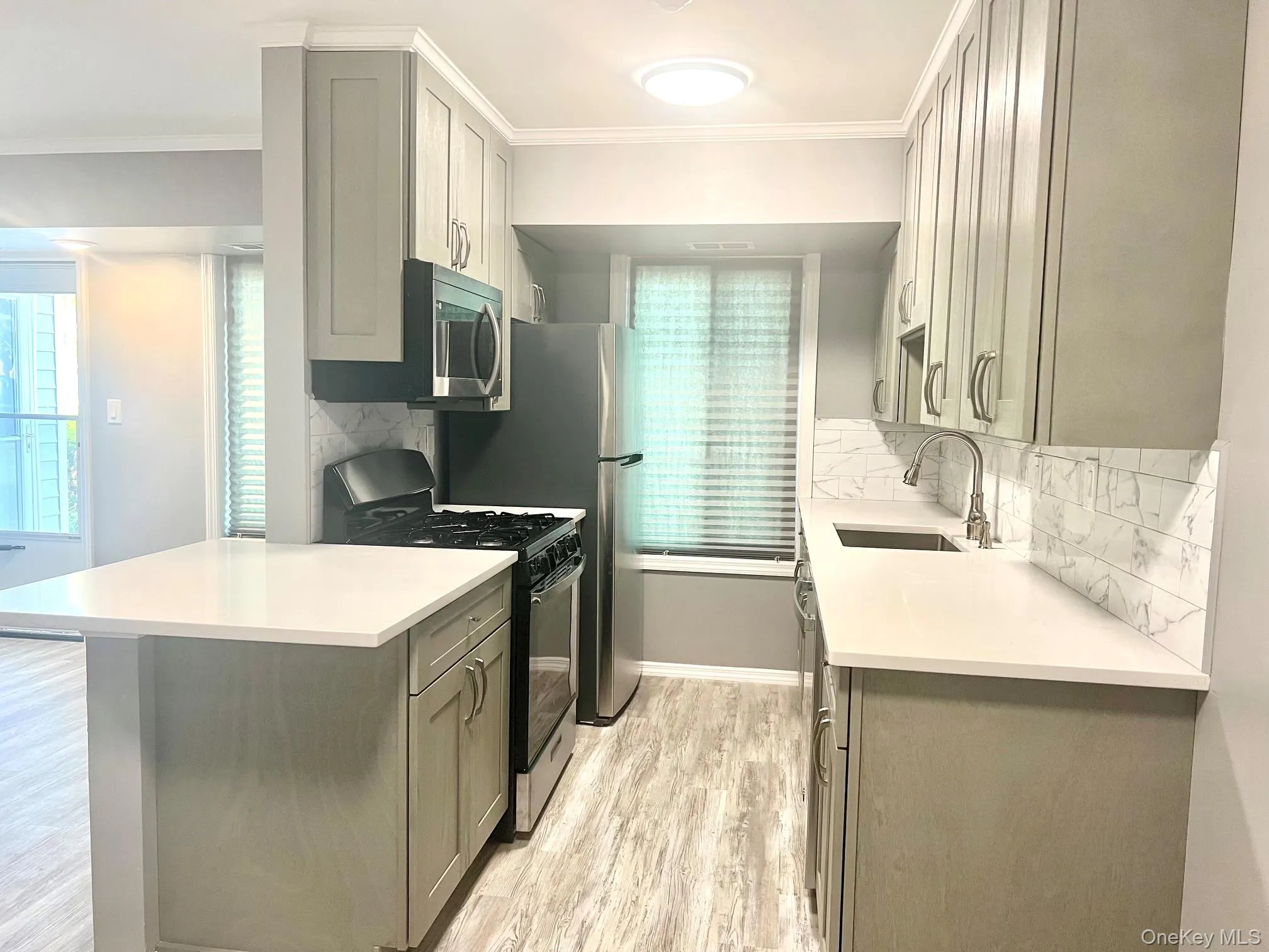 33 Juniper Court, Brookhaven, NY, 1 Bedroom Bedrooms, 4 Rooms Rooms,1 BathroomBathrooms,Residential,For Rent,Juniper,0,1011395 33 Juniper Court, Brookhaven, NY, 1 Bedroom Bedrooms, 4 Rooms Rooms,1 BathroomBathrooms,Residential,For Rent,Juniper,0,1011395