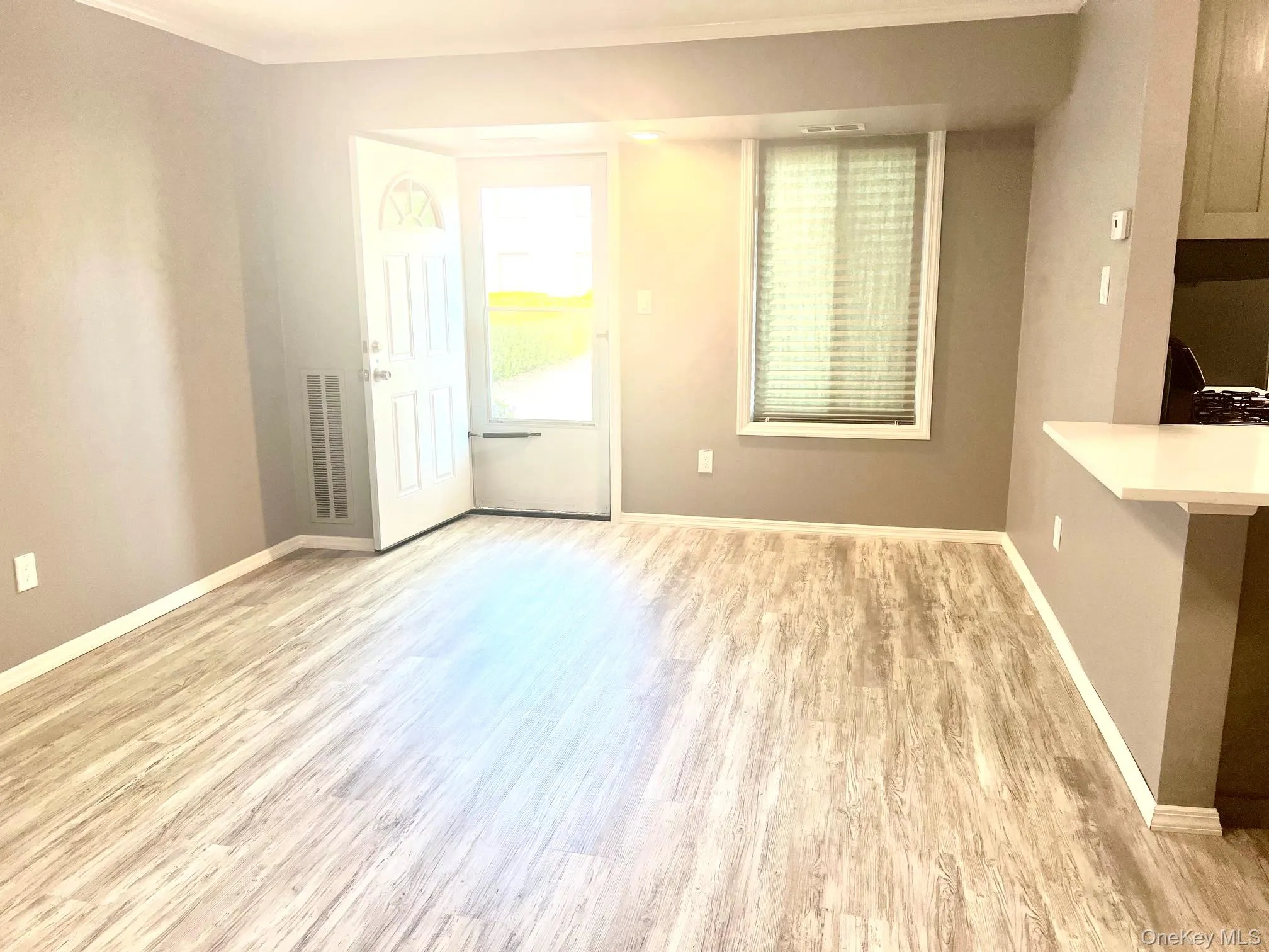 33 Juniper Court, Brookhaven, NY, 1 Bedroom Bedrooms, 4 Rooms Rooms,1 BathroomBathrooms,Residential,For Rent,Juniper,0,1011395 33 Juniper Court, Brookhaven, NY, 1 Bedroom Bedrooms, 4 Rooms Rooms,1 BathroomBathrooms,Residential,For Rent,Juniper,0,1011395