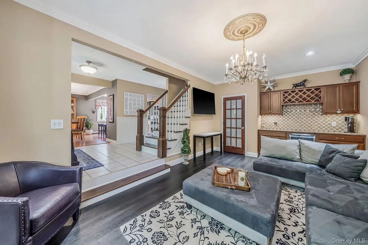 7 Resiak Court, Islip, NY, 4 Bedrooms Bedrooms, 8 Rooms Rooms,1 BathroomBathrooms,Residential,For Rent,Resiak,0,1011396 7 Resiak Court, Islip, NY, 4 Bedrooms Bedrooms, 8 Rooms Rooms,1 BathroomBathrooms,Residential,For Rent,Resiak,0,1011396