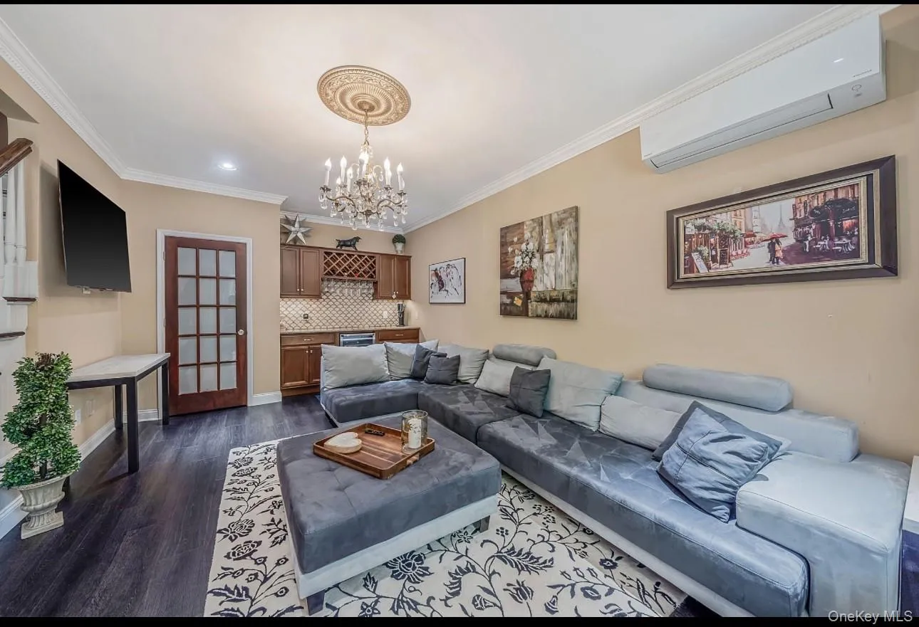 7 Resiak Court, Islip, NY, 4 Bedrooms Bedrooms, 8 Rooms Rooms,1 BathroomBathrooms,Residential,For Rent,Resiak,0,1011396 7 Resiak Court, Islip, NY, 4 Bedrooms Bedrooms, 8 Rooms Rooms,1 BathroomBathrooms,Residential,For Rent,Resiak,0,1011396
