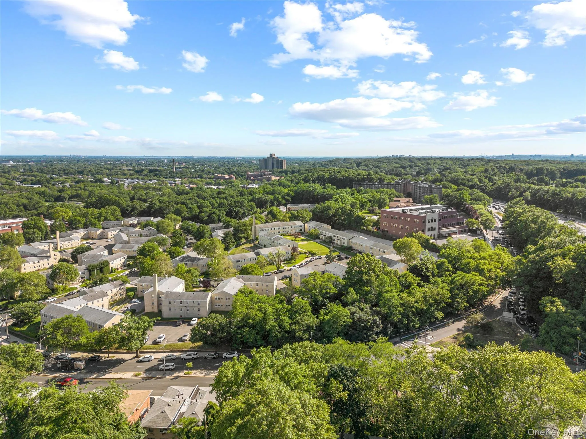 6907 Little Neck Parkway, New York, NY, 5 Bedrooms Bedrooms, 12 Rooms Rooms,2 BathroomsBathrooms,Residential,For Rent,Little Neck,0,1011397 6907 Little Neck Parkway, New York, NY, 5 Bedrooms Bedrooms, 12 Rooms Rooms,2 BathroomsBathrooms,Residential,For Rent,Little Neck,0,1011397