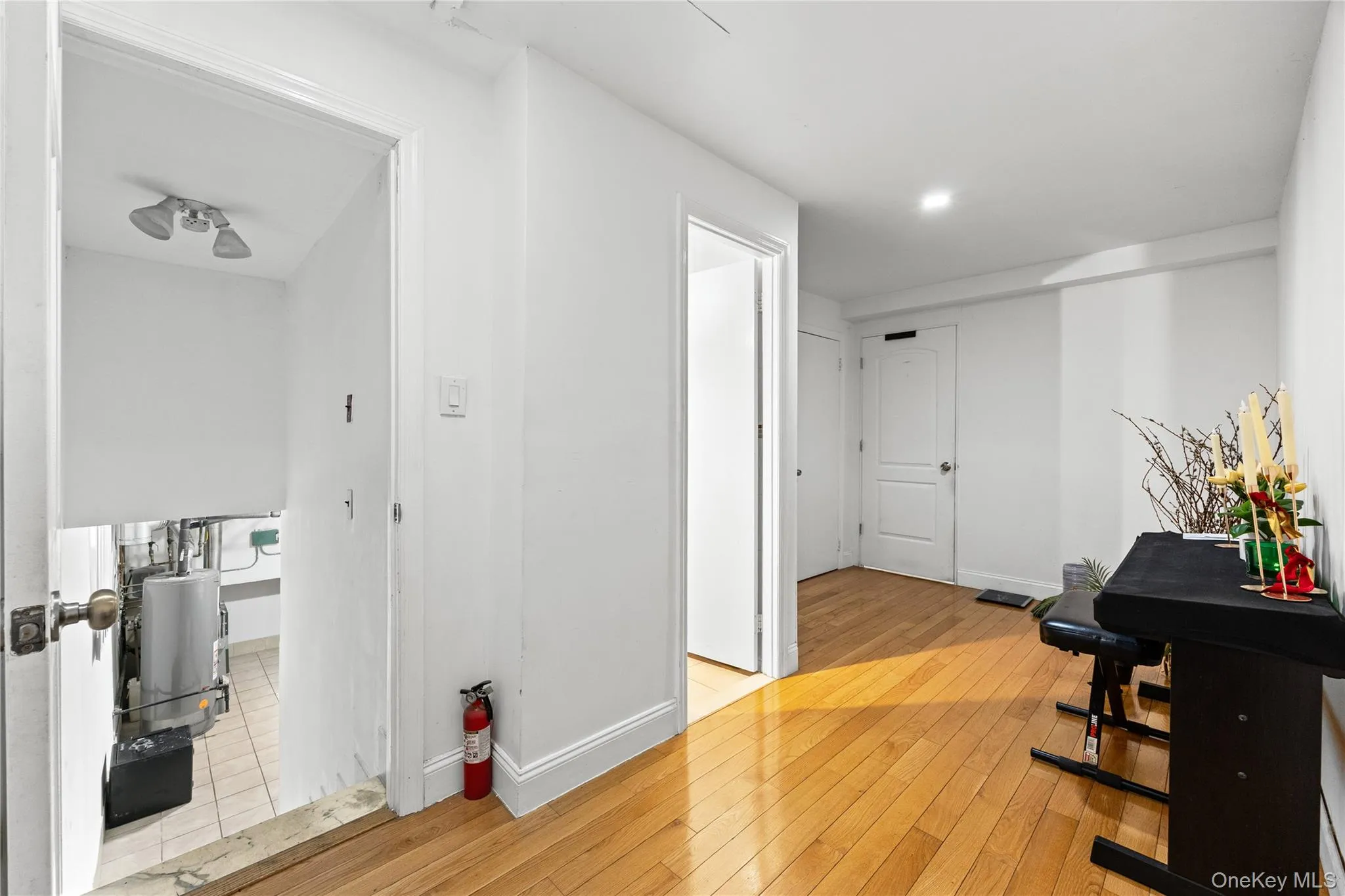 6907 Little Neck Parkway, New York, NY, 5 Bedrooms Bedrooms, 12 Rooms Rooms,2 BathroomsBathrooms,Residential,For Rent,Little Neck,0,1011397 6907 Little Neck Parkway, New York, NY, 5 Bedrooms Bedrooms, 12 Rooms Rooms,2 BathroomsBathrooms,Residential,For Rent,Little Neck,0,1011397
