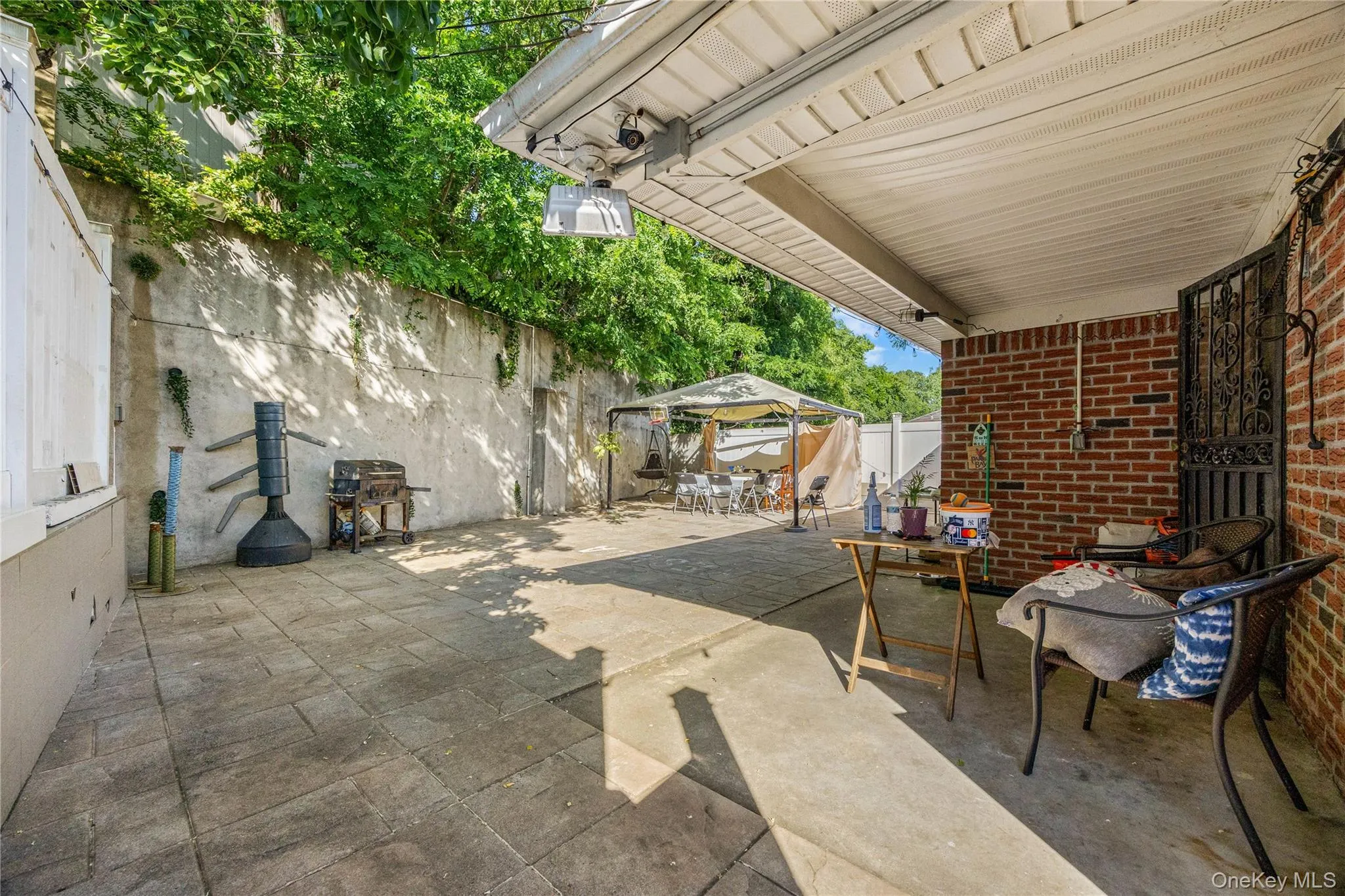 6907 Little Neck Parkway, New York, NY, 5 Bedrooms Bedrooms, 12 Rooms Rooms,2 BathroomsBathrooms,Residential,For Rent,Little Neck,0,1011397 6907 Little Neck Parkway, New York, NY, 5 Bedrooms Bedrooms, 12 Rooms Rooms,2 BathroomsBathrooms,Residential,For Rent,Little Neck,0,1011397