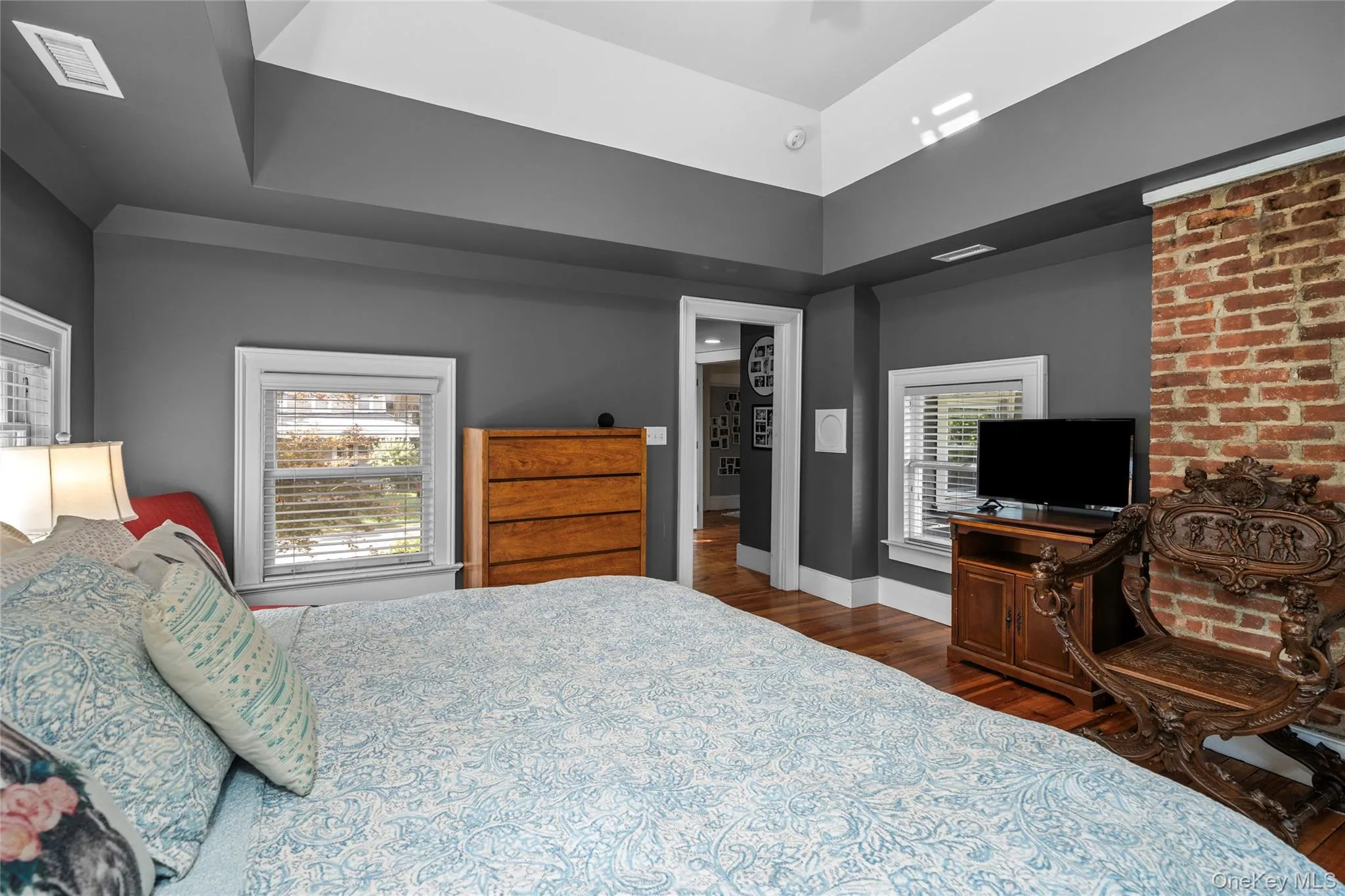 47 West Street, Warwick (town), NY, 3 Bedrooms Bedrooms, 10 Rooms Rooms,2 BathroomsBathrooms,Residential,For Rent,West,0,1011400 47 West Street, Warwick (town), NY, 3 Bedrooms Bedrooms, 10 Rooms Rooms,2 BathroomsBathrooms,Residential,For Rent,West,0,1011400