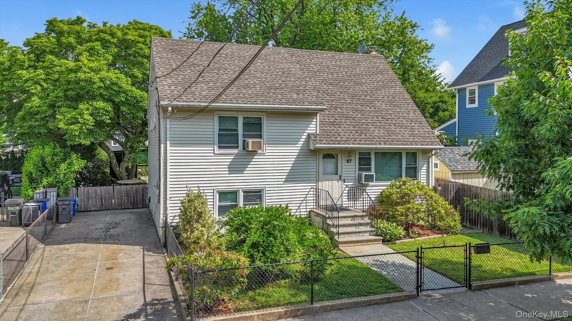 97 Fordham Street, New York, NY, 4 Bedrooms Bedrooms, 11 Rooms Rooms,3 BathroomsBathrooms,Residential,For Rent,Fordham,0,1011403 97 Fordham Street, New York, NY, 4 Bedrooms Bedrooms, 11 Rooms Rooms,3 BathroomsBathrooms,Residential,For Rent,Fordham,0,1011403
