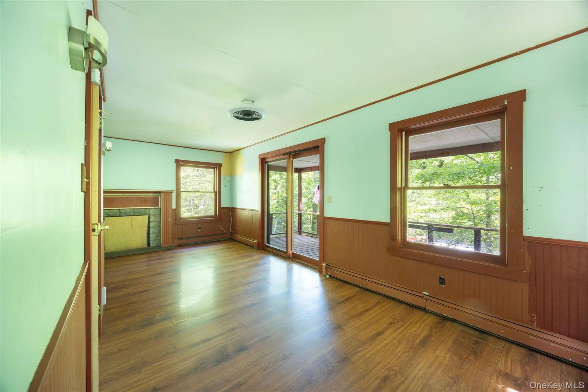 162 Terrace Drive, Lexington, NY, 2 Bedrooms Bedrooms, 6 Rooms Rooms,1 BathroomBathrooms,Residential,For Rent,Terrace,0,1011404 162 Terrace Drive, Lexington, NY, 2 Bedrooms Bedrooms, 6 Rooms Rooms,1 BathroomBathrooms,Residential,For Rent,Terrace,0,1011404
