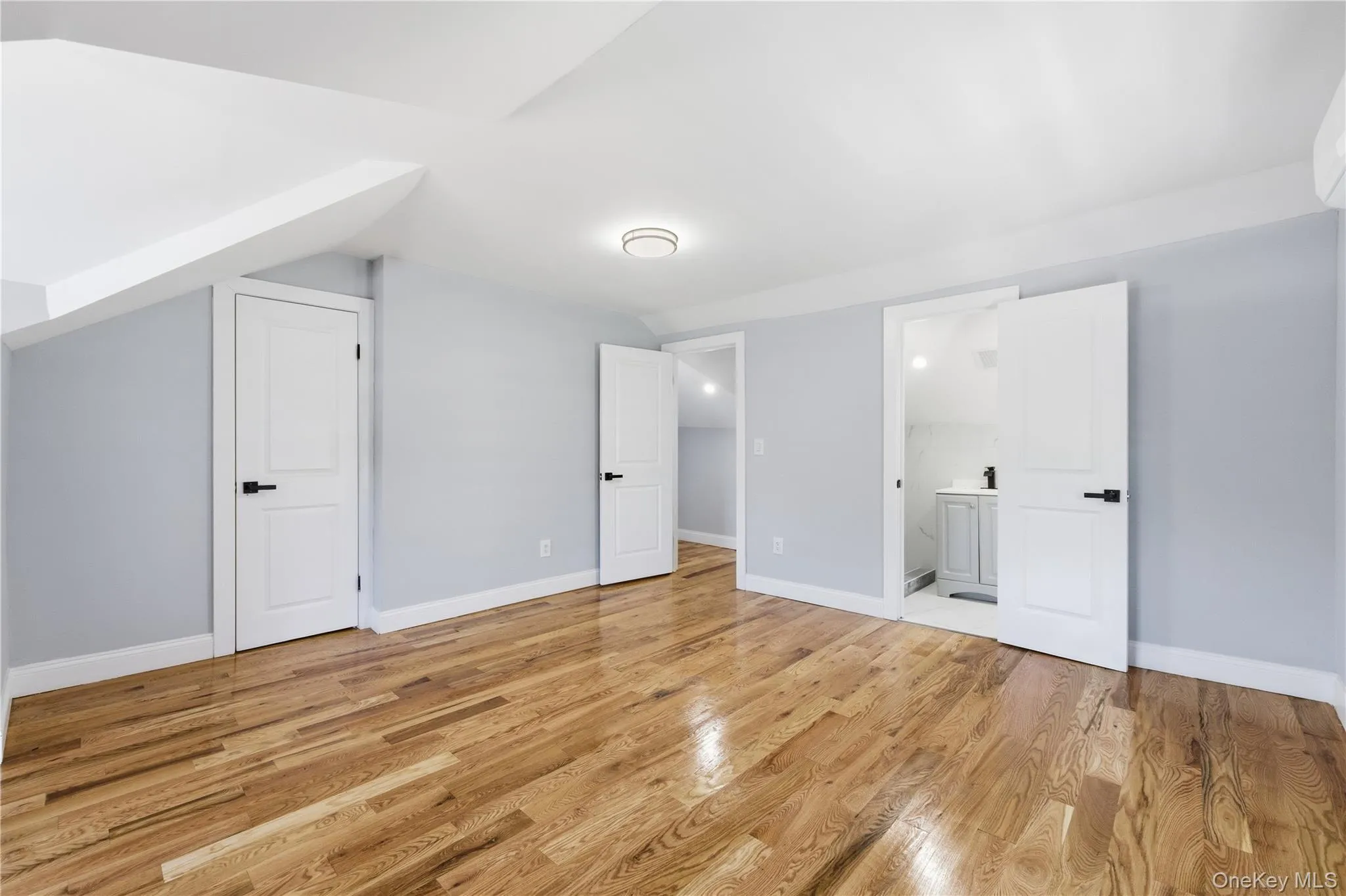 112-38 212th Street, New York, NY, 7 Bedrooms Bedrooms, 20 Rooms Rooms,4 BathroomsBathrooms,Residential,For Rent,212th,0,1011407 112-38 212th Street, New York, NY, 7 Bedrooms Bedrooms, 20 Rooms Rooms,4 BathroomsBathrooms,Residential,For Rent,212th,0,1011407