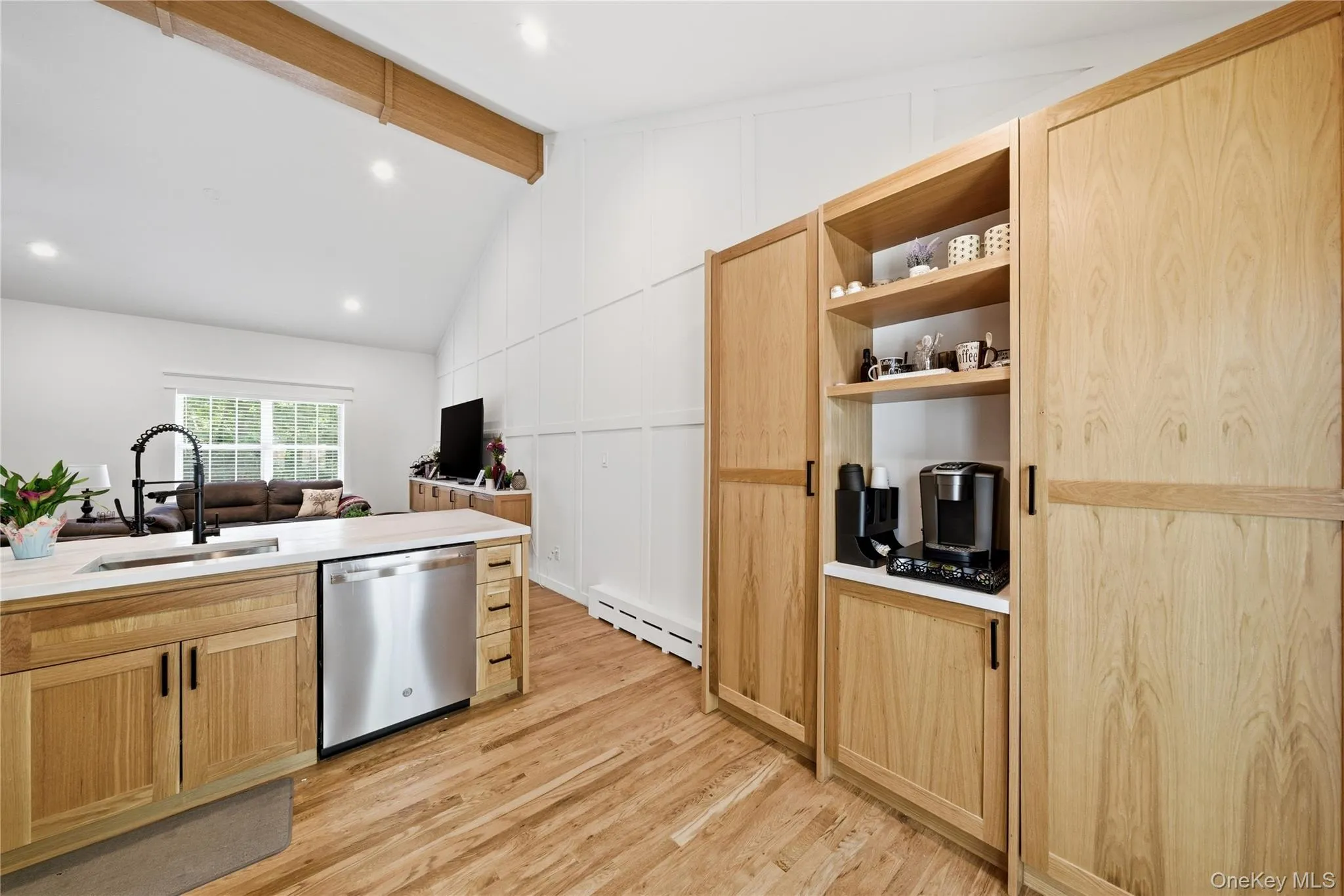291 Locust Drive, Brookhaven, NY, 3 Bedrooms Bedrooms, 9 Rooms Rooms,2 BathroomsBathrooms,Residential,For Rent,Locust,0,1011410 291 Locust Drive, Brookhaven, NY, 3 Bedrooms Bedrooms, 9 Rooms Rooms,2 BathroomsBathrooms,Residential,For Rent,Locust,0,1011410