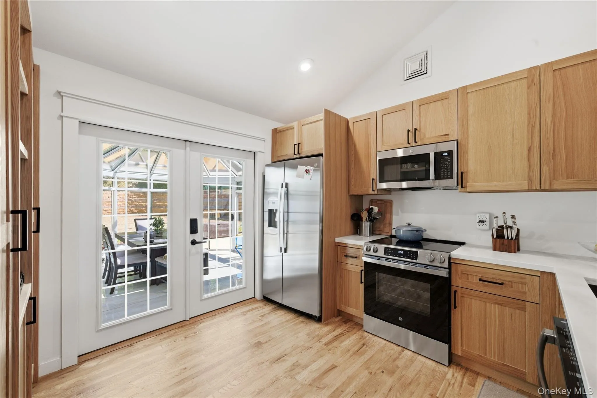 291 Locust Drive, Brookhaven, NY, 3 Bedrooms Bedrooms, 9 Rooms Rooms,2 BathroomsBathrooms,Residential,For Rent,Locust,0,1011410 291 Locust Drive, Brookhaven, NY, 3 Bedrooms Bedrooms, 9 Rooms Rooms,2 BathroomsBathrooms,Residential,For Rent,Locust,0,1011410