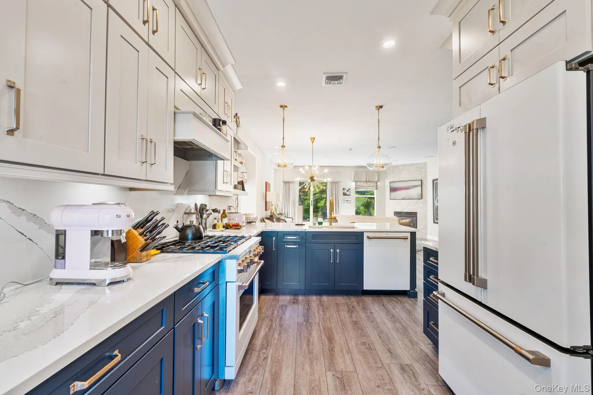 213 Windward Court, Brookhaven, NY, 3 Bedrooms Bedrooms, 5 Rooms Rooms,2 BathroomsBathrooms,Residential,For Rent,Windward,0,1011414 213 Windward Court, Brookhaven, NY, 3 Bedrooms Bedrooms, 5 Rooms Rooms,2 BathroomsBathrooms,Residential,For Rent,Windward,0,1011414