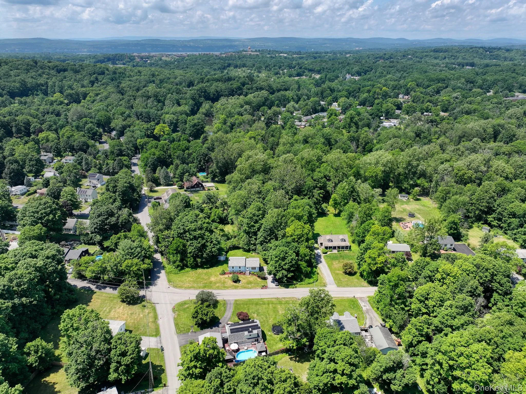 2 Greenwood Drive, Fishkill, NY, 4 Bedrooms Bedrooms, 9 Rooms Rooms,2 BathroomsBathrooms,Residential,For Rent,Greenwood,0,1011415 2 Greenwood Drive, Fishkill, NY, 4 Bedrooms Bedrooms, 9 Rooms Rooms,2 BathroomsBathrooms,Residential,For Rent,Greenwood,0,1011415