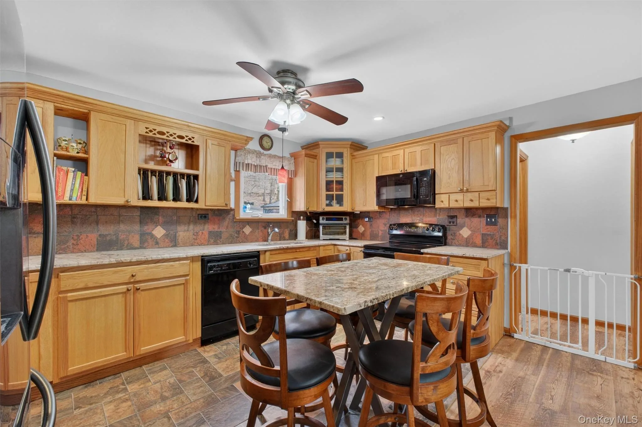 2 Greenwood Drive, Fishkill, NY, 4 Bedrooms Bedrooms, 9 Rooms Rooms,2 BathroomsBathrooms,Residential,For Rent,Greenwood,0,1011415 2 Greenwood Drive, Fishkill, NY, 4 Bedrooms Bedrooms, 9 Rooms Rooms,2 BathroomsBathrooms,Residential,For Rent,Greenwood,0,1011415