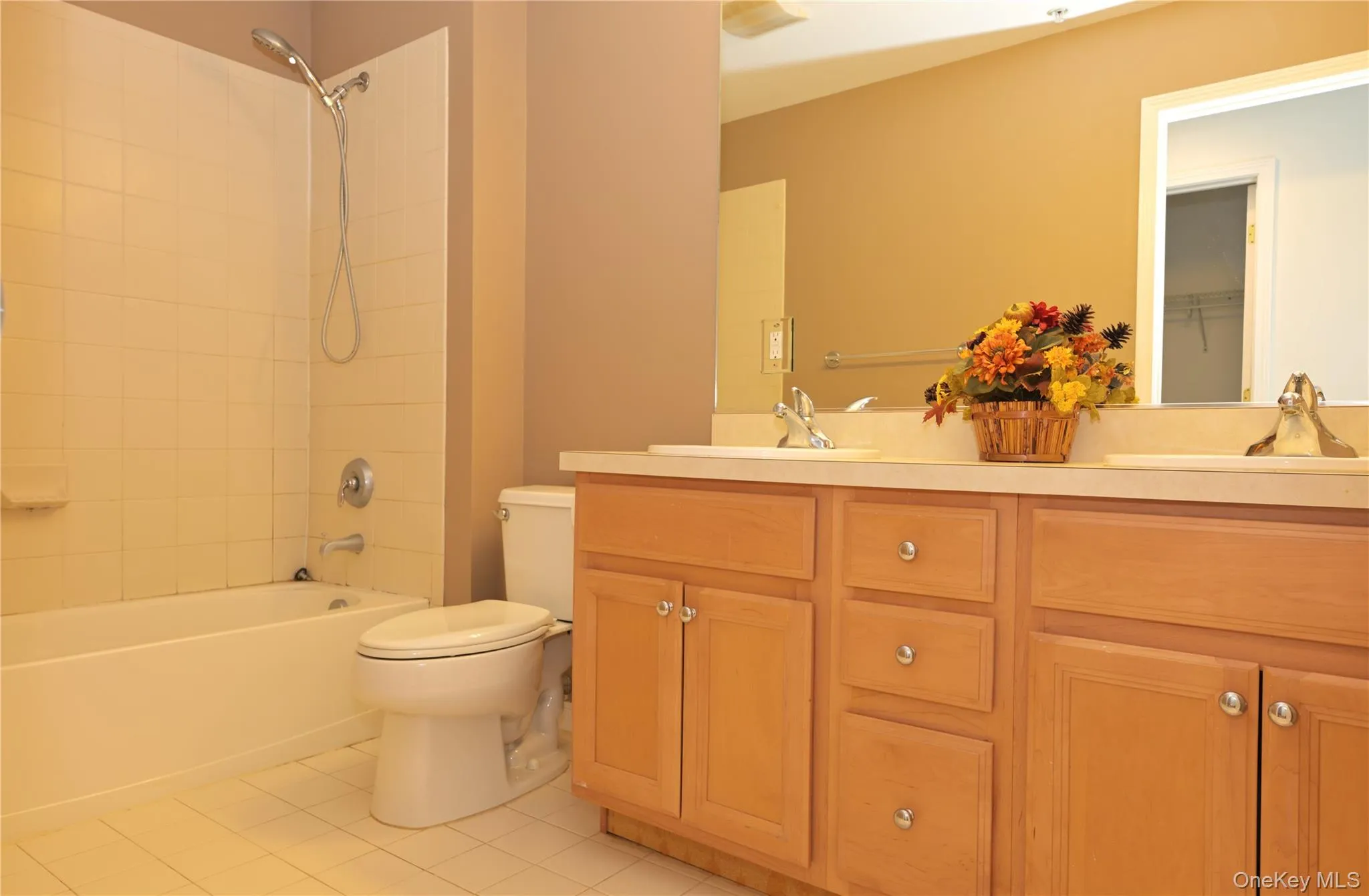 19 Putters Way, Middletown, NY, 2 Bedrooms Bedrooms, 5 Rooms Rooms,2 BathroomsBathrooms,Residential,For Rent,Putters,0,1011416 19 Putters Way, Middletown, NY, 2 Bedrooms Bedrooms, 5 Rooms Rooms,2 BathroomsBathrooms,Residential,For Rent,Putters,0,1011416