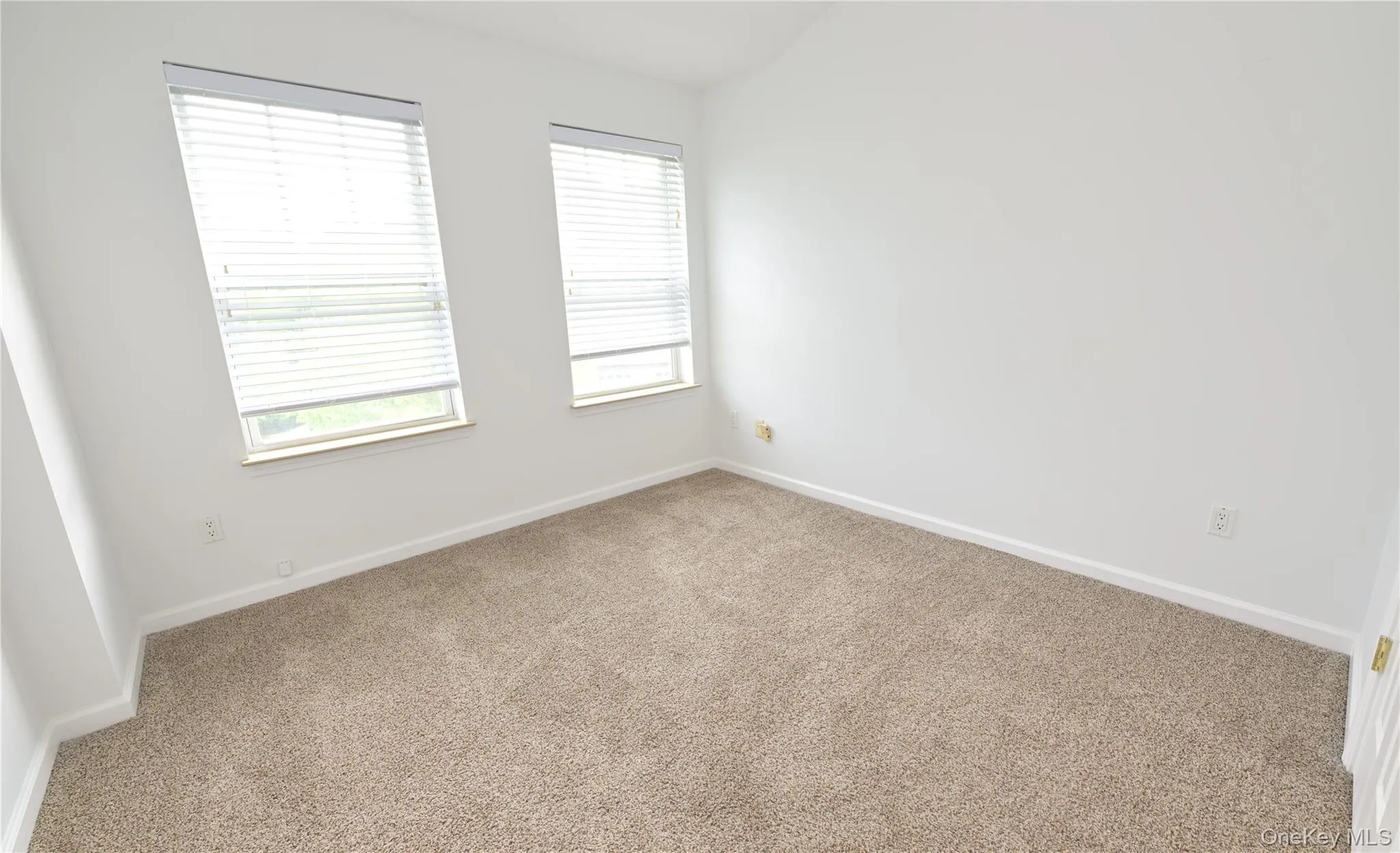 19 Putters Way, Middletown, NY, 2 Bedrooms Bedrooms, 5 Rooms Rooms,2 BathroomsBathrooms,Residential,For Rent,Putters,0,1011416 19 Putters Way, Middletown, NY, 2 Bedrooms Bedrooms, 5 Rooms Rooms,2 BathroomsBathrooms,Residential,For Rent,Putters,0,1011416