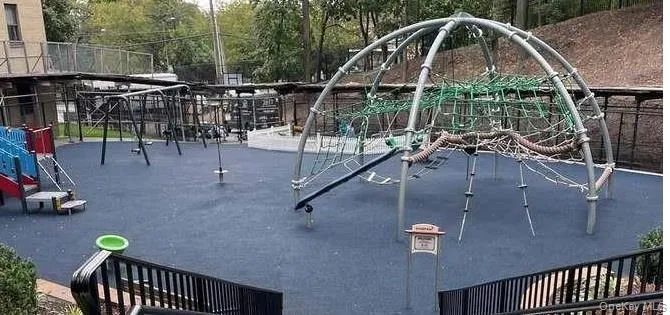 3 Fordham Hill Oval, New York, NY, 1 Bedroom Bedrooms, 3 Rooms Rooms,1 BathroomBathrooms,Residential,For Rent,Fordham Hill,0,1011417 3 Fordham Hill Oval, New York, NY, 1 Bedroom Bedrooms, 3 Rooms Rooms,1 BathroomBathrooms,Residential,For Rent,Fordham Hill,0,1011417