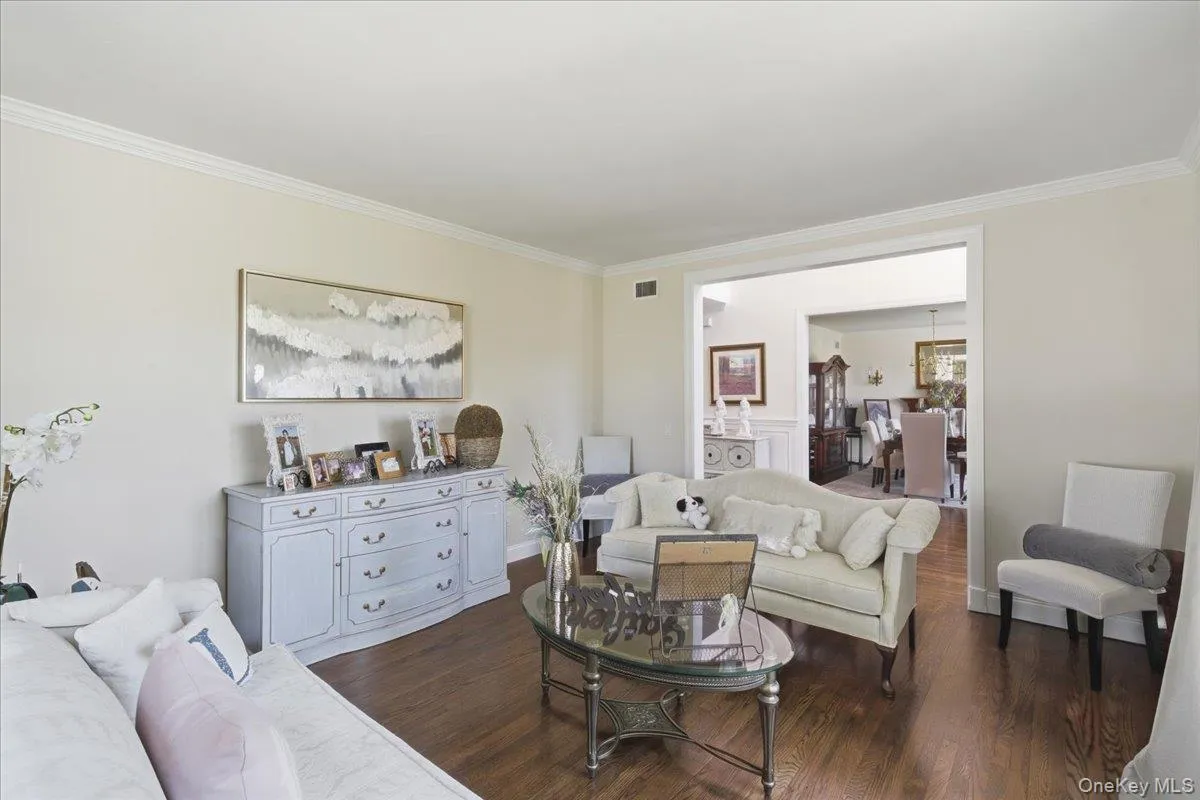 2 Mercedes Court, Brookhaven, NY, 4 Bedrooms Bedrooms, 8 Rooms Rooms,2 BathroomsBathrooms,Residential,For Rent,Mercedes,0,1011420 2 Mercedes Court, Brookhaven, NY, 4 Bedrooms Bedrooms, 8 Rooms Rooms,2 BathroomsBathrooms,Residential,For Rent,Mercedes,0,1011420